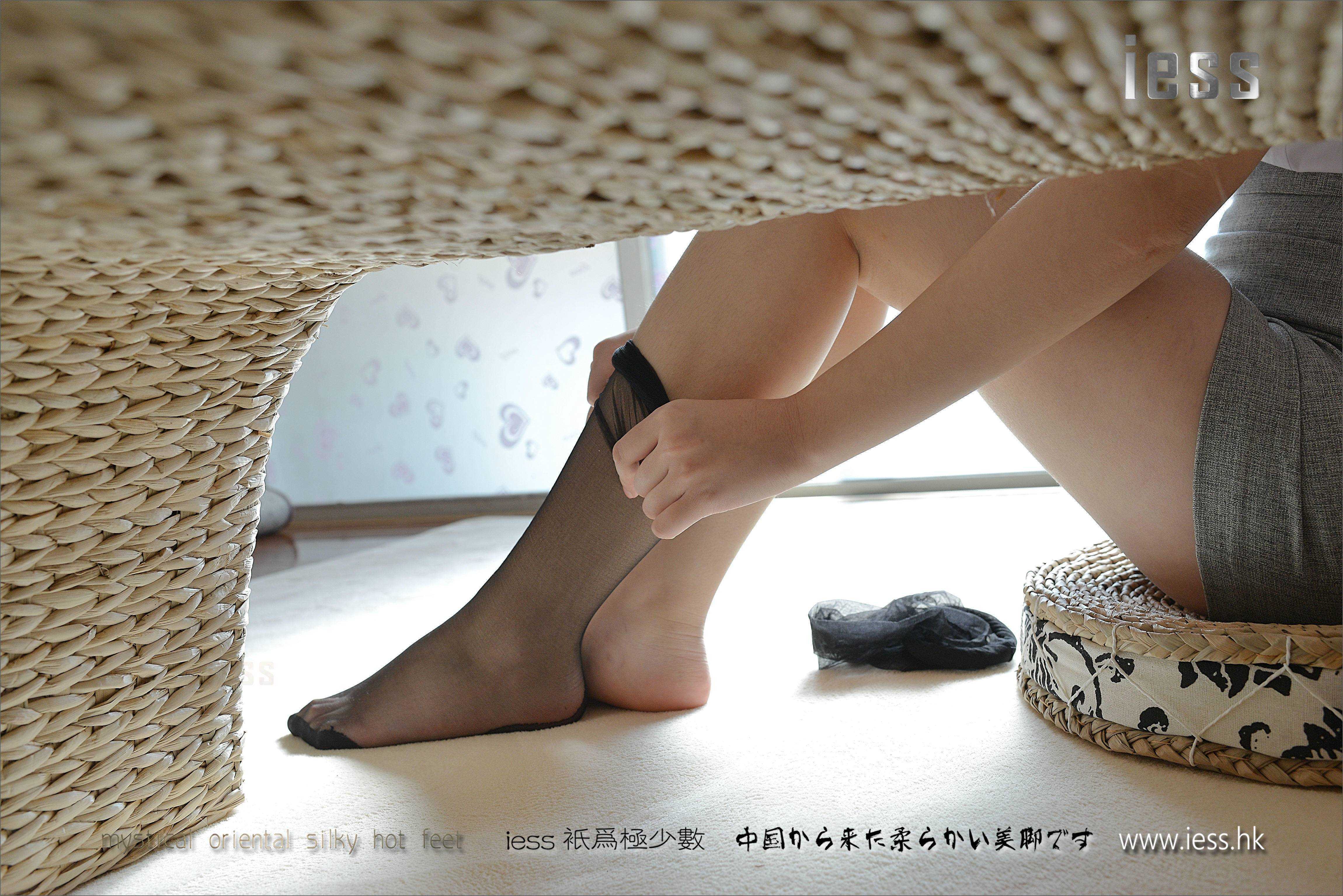 China Beauty Legs and feet 215