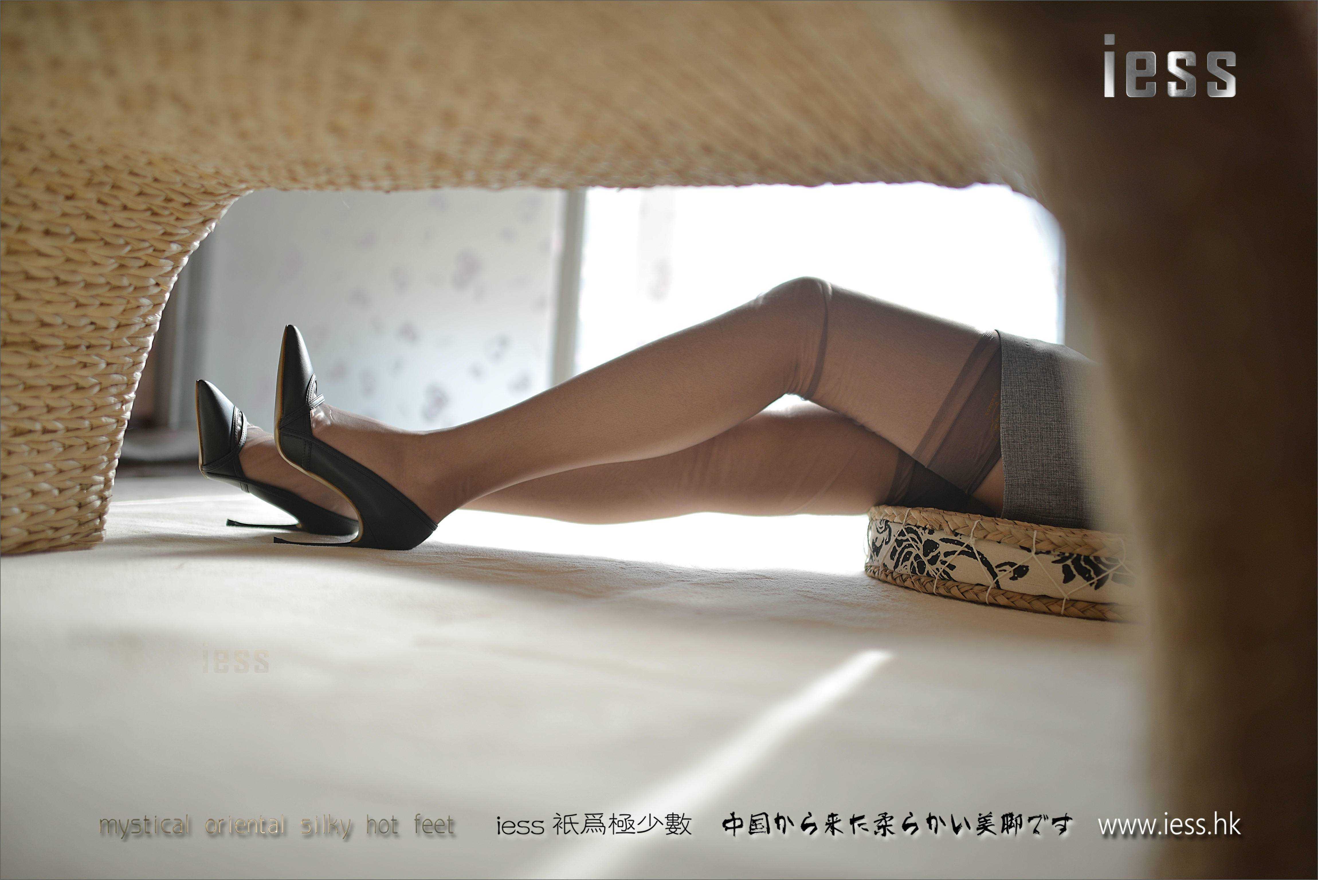 China Beauty Legs and feet 215