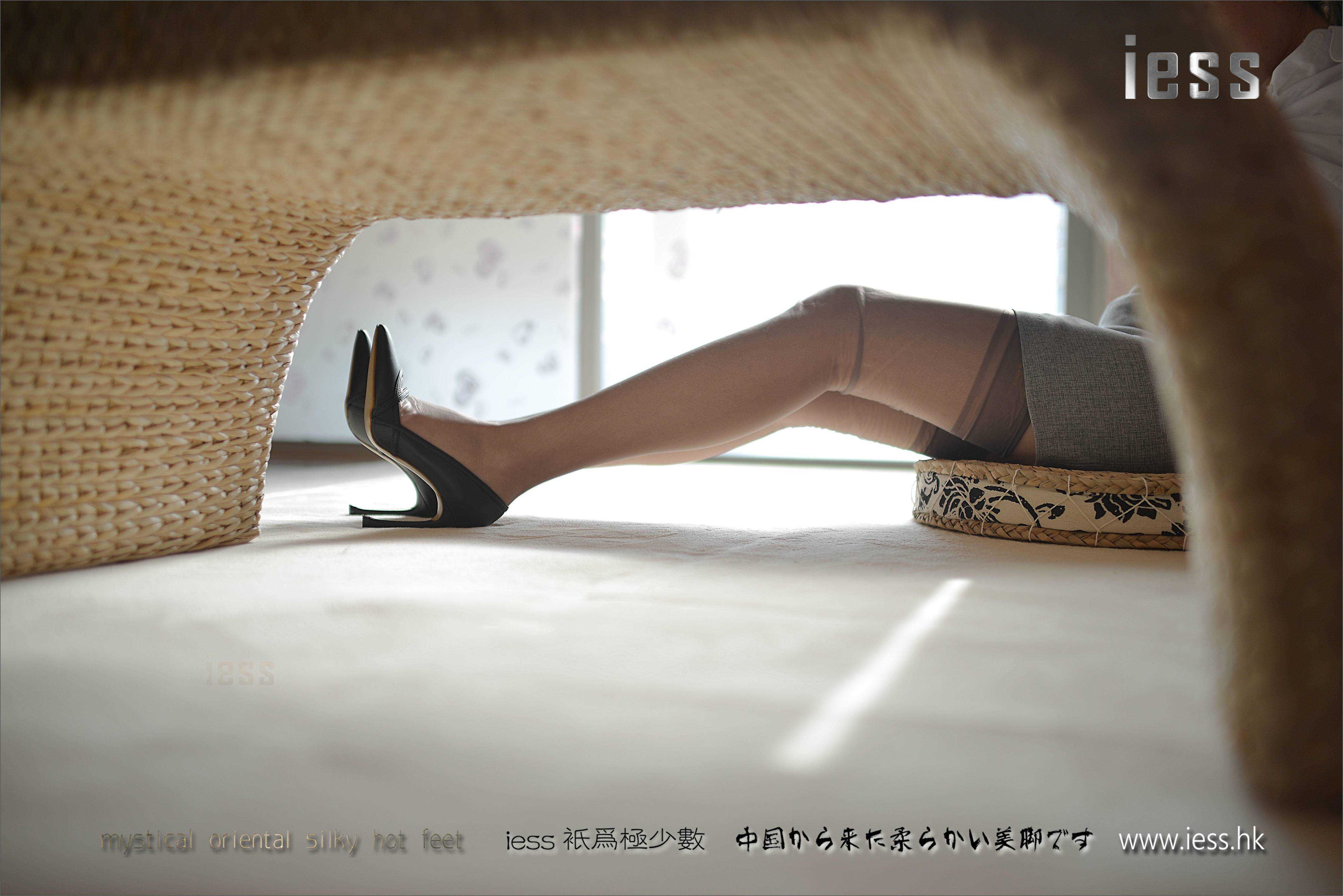 China Beauty Legs and feet 215