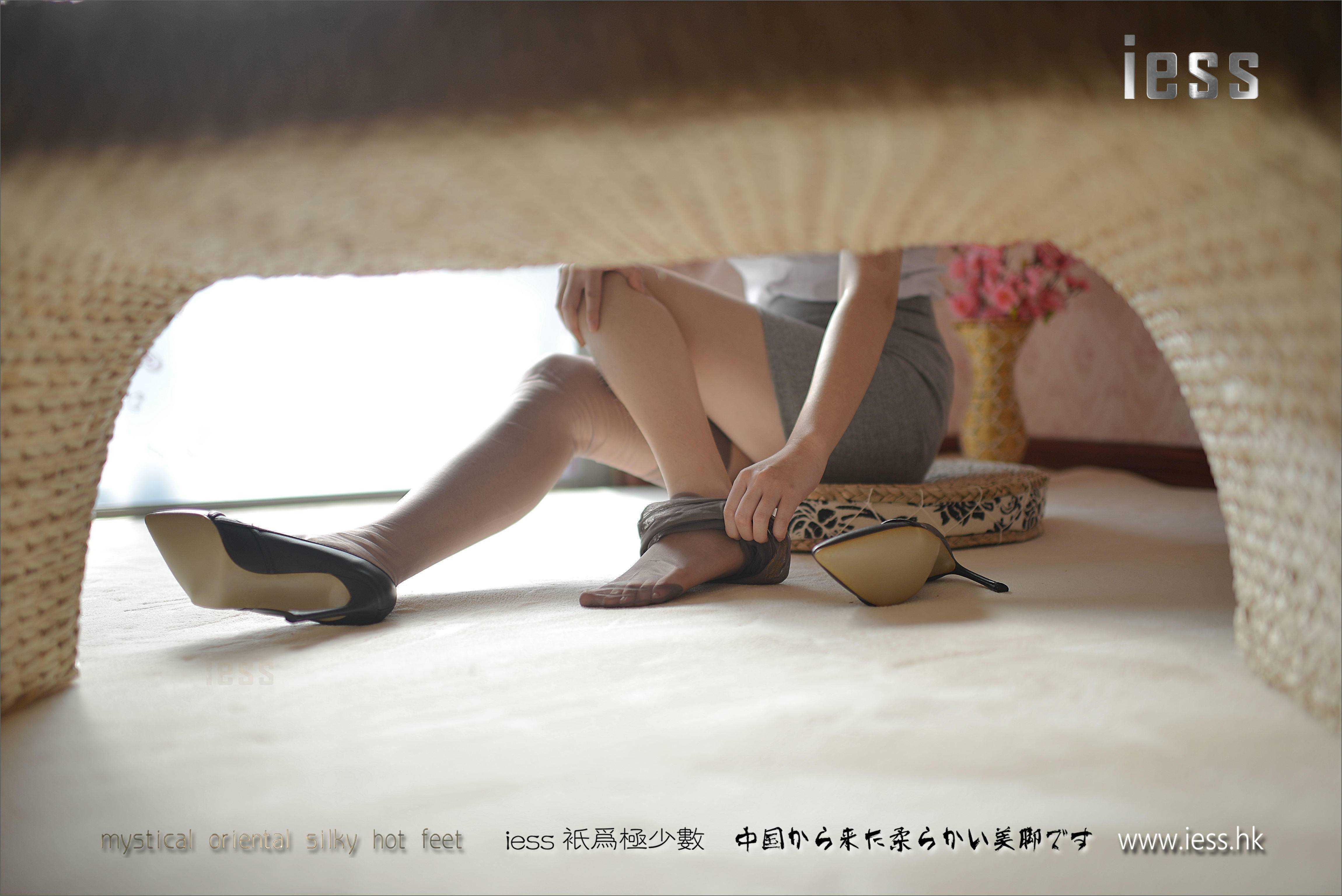 China Beauty Legs and feet 215