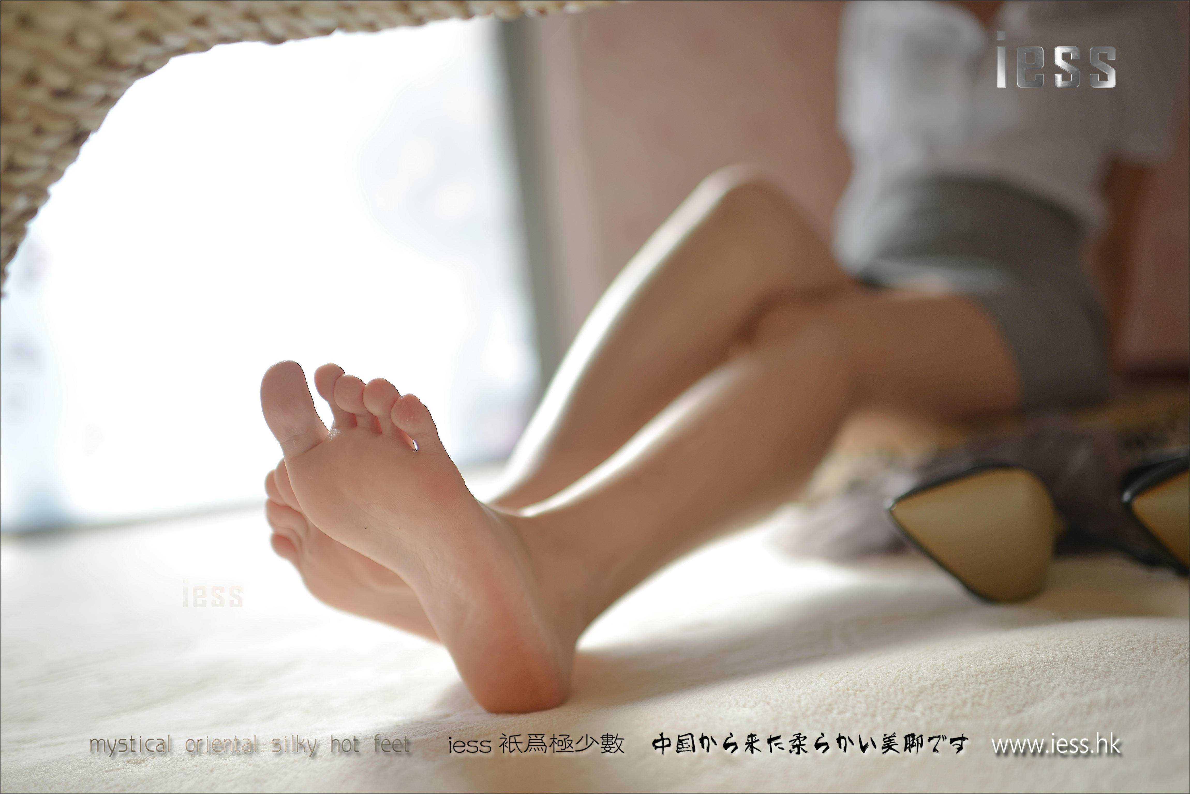 China Beauty Legs and feet 215