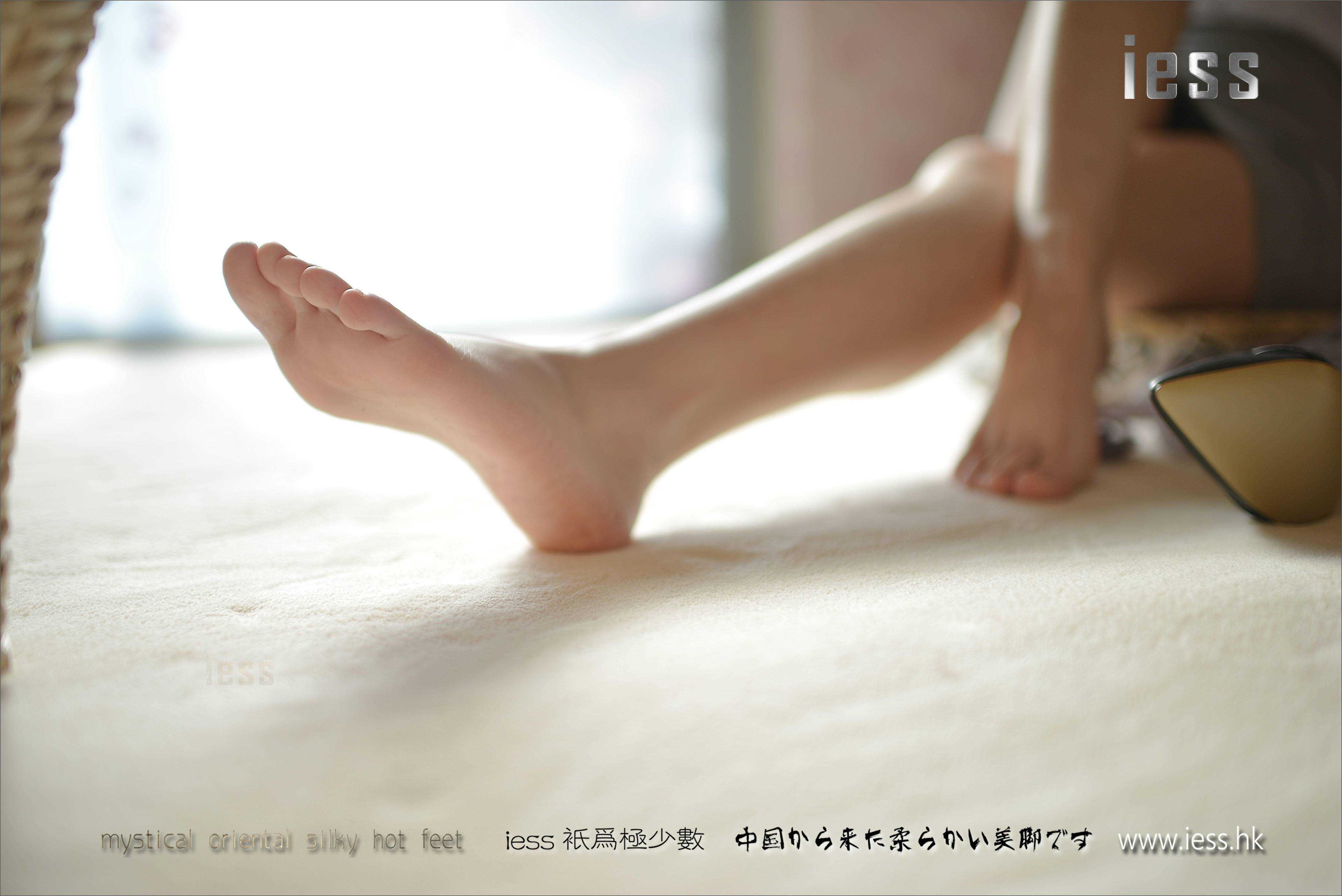 China Beauty Legs and feet 215