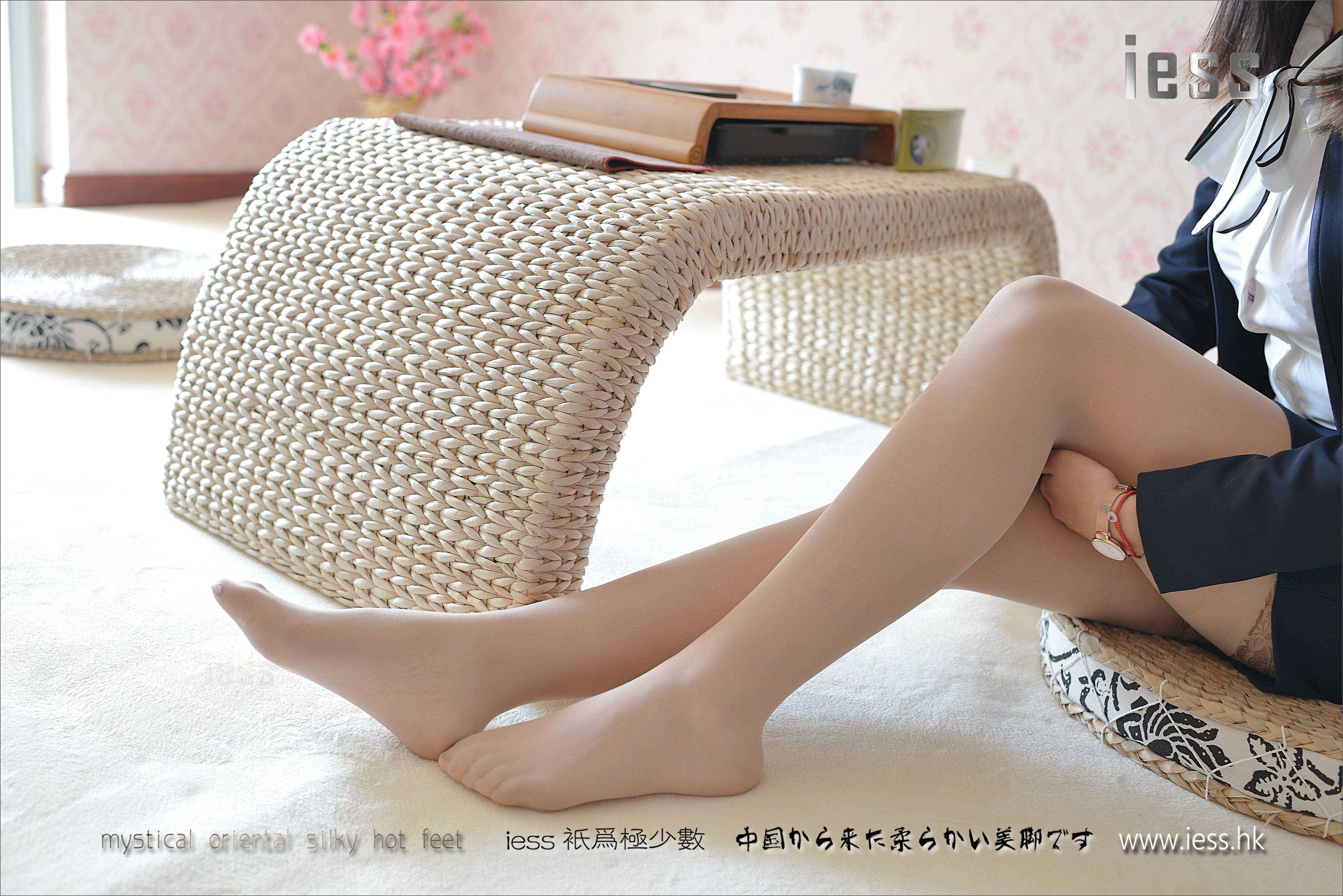 China Beauty Legs and feet 217