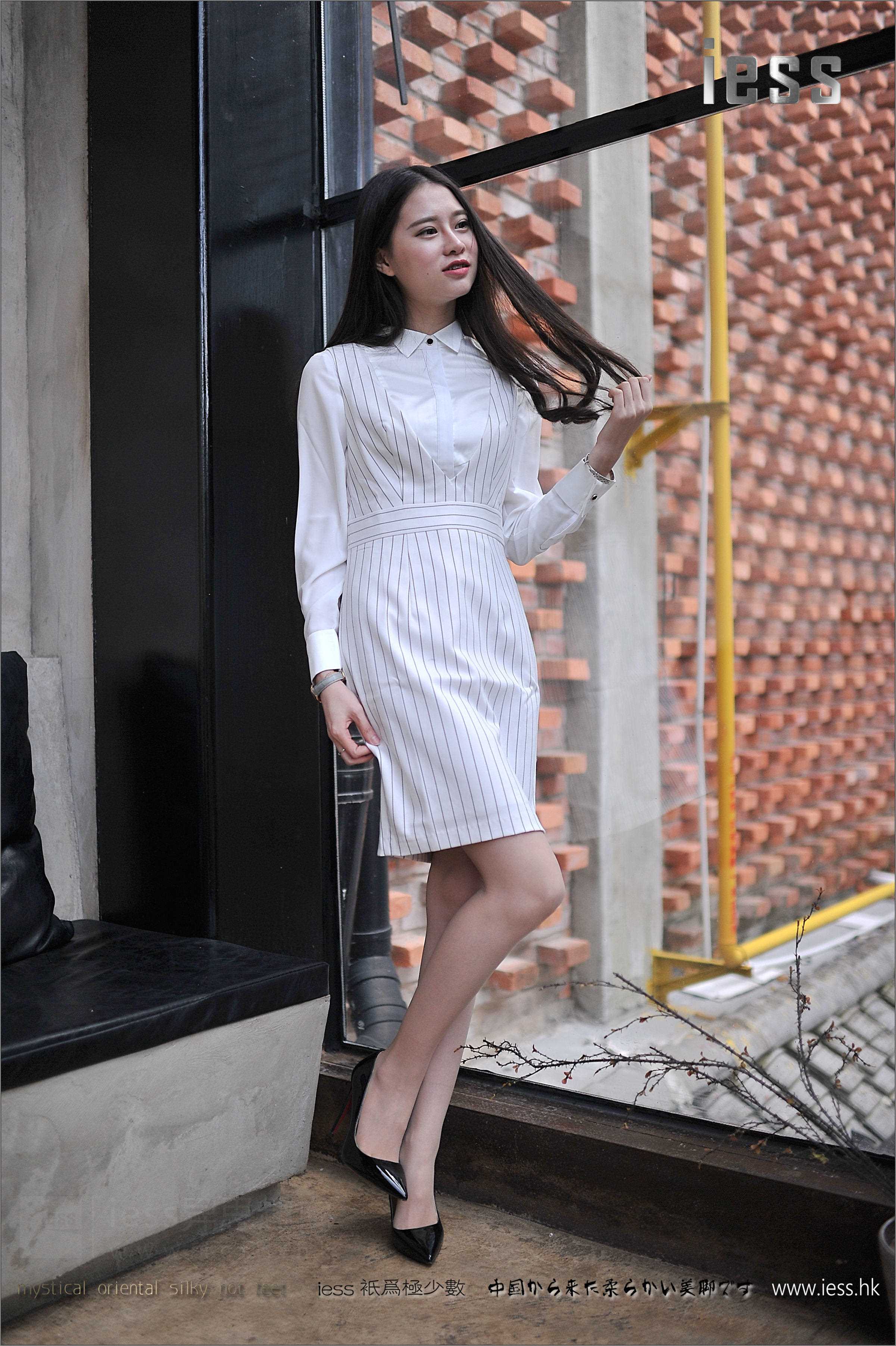 China Beauty Legs and feet 218