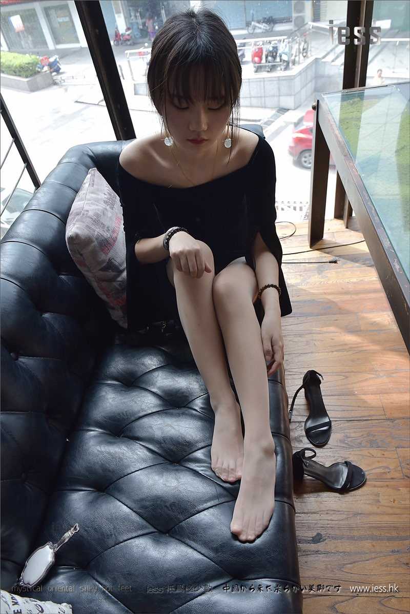 China Beauty Legs and feet 221