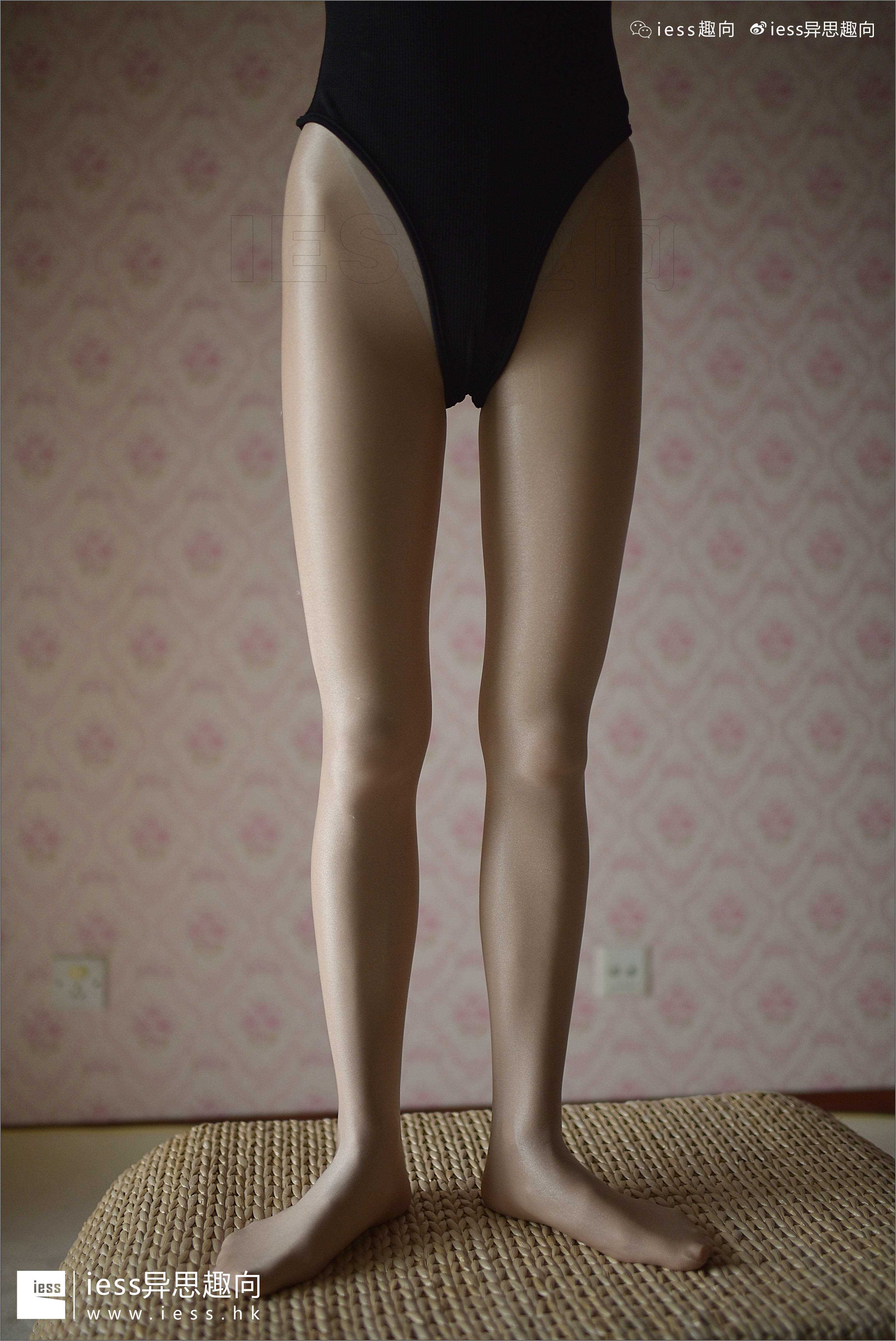 China Beauty Legs and feet 223