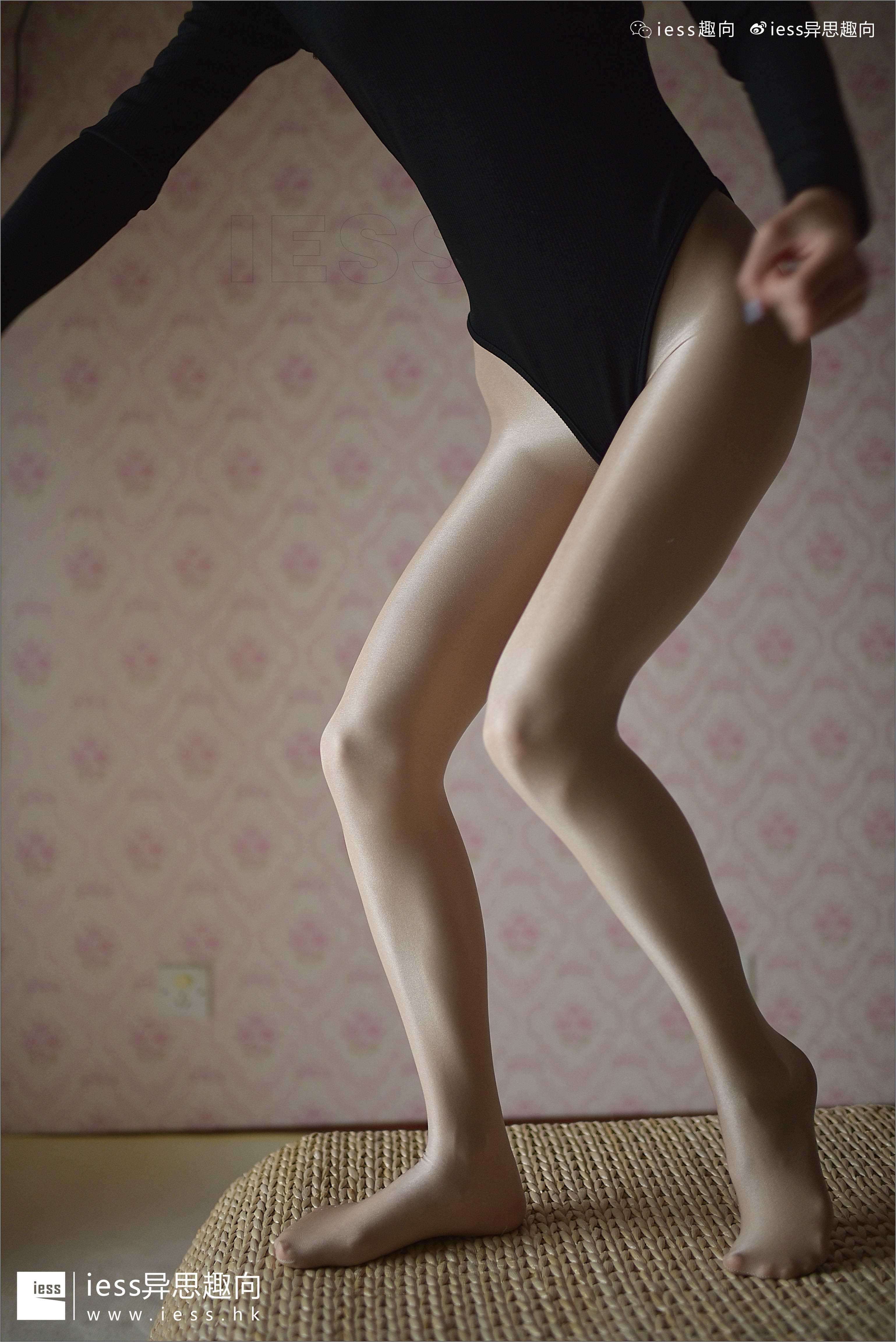 China Beauty Legs and feet 223