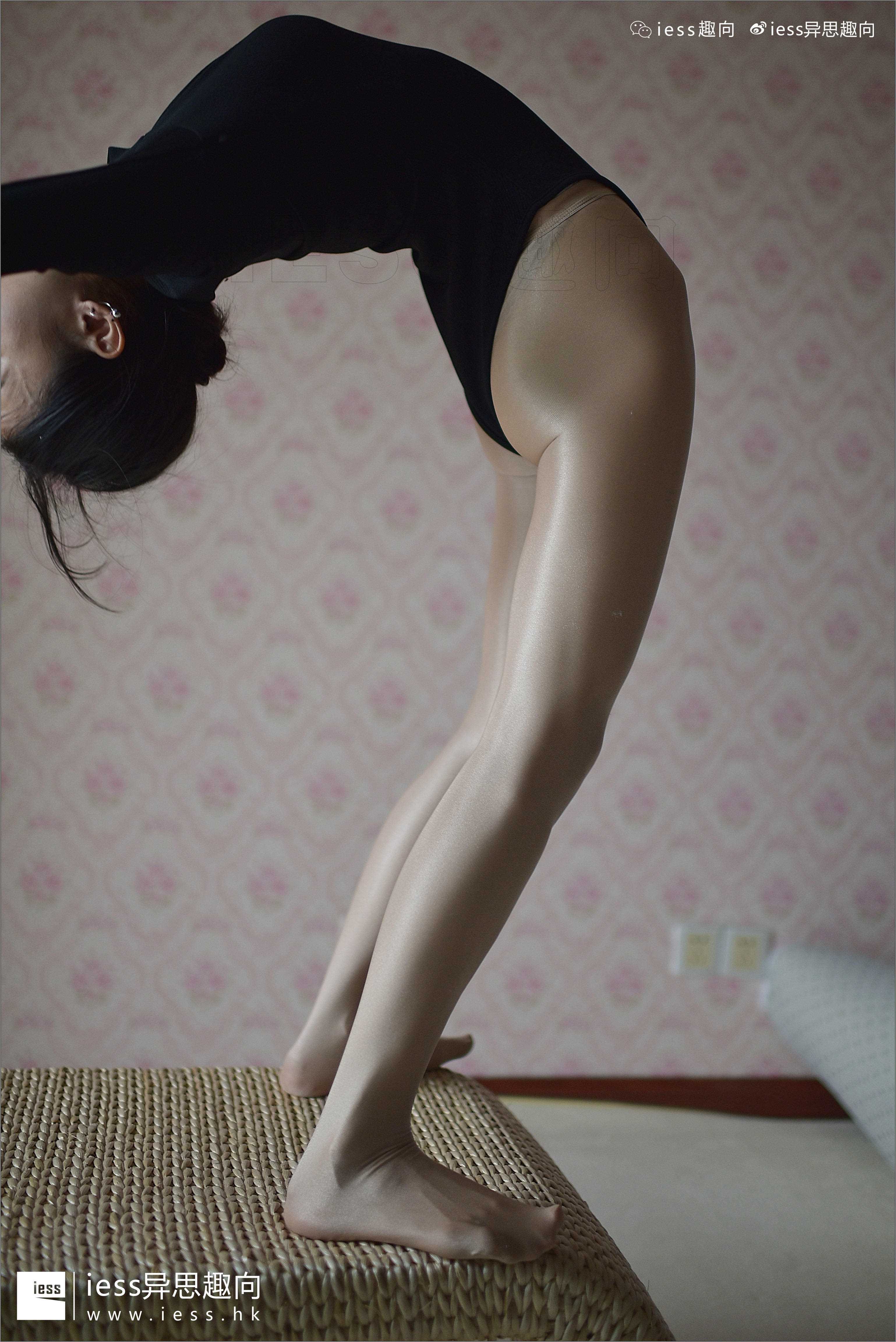 China Beauty Legs and feet 223