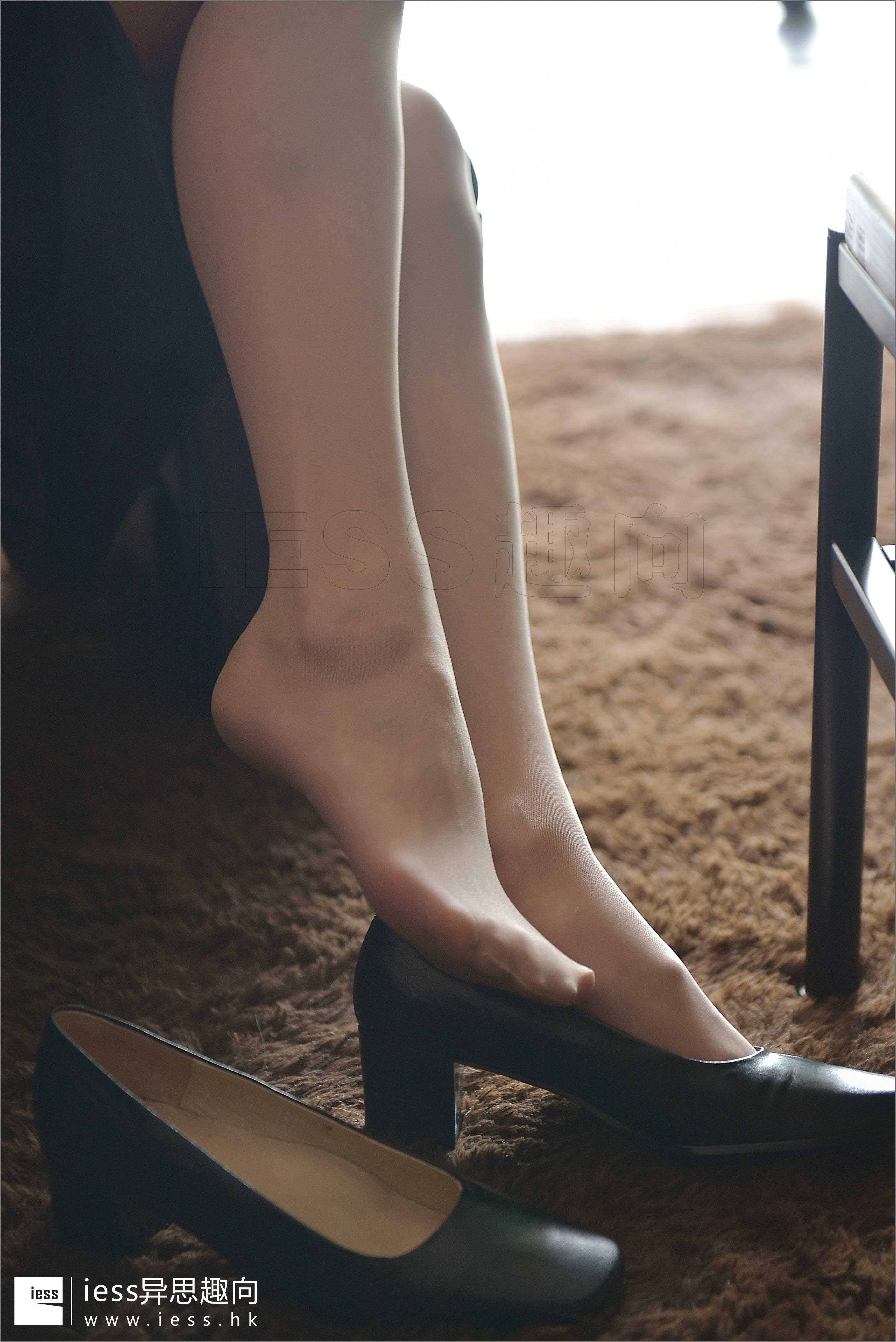 China Beauty Legs and feet 225