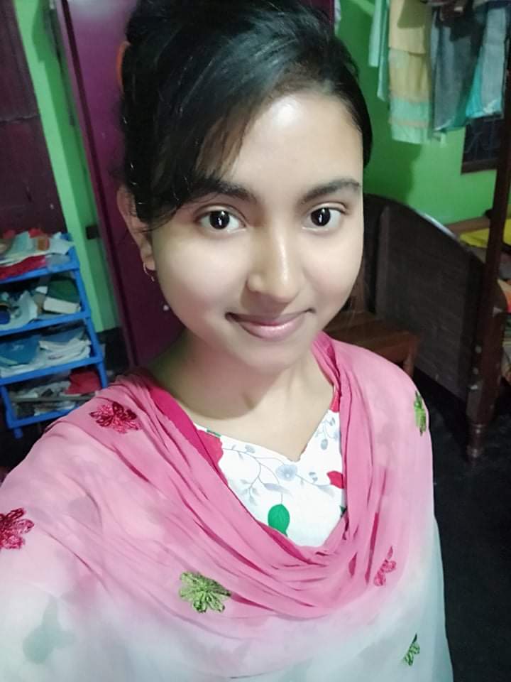 Sexy figure callage girl