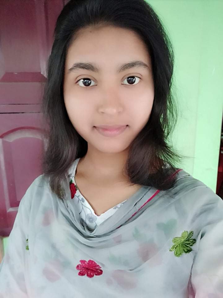 Sexy figure callage girl