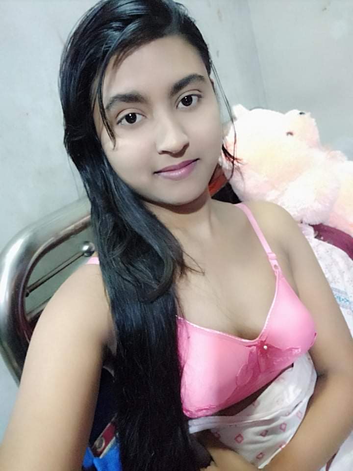 Sexy figure callage girl