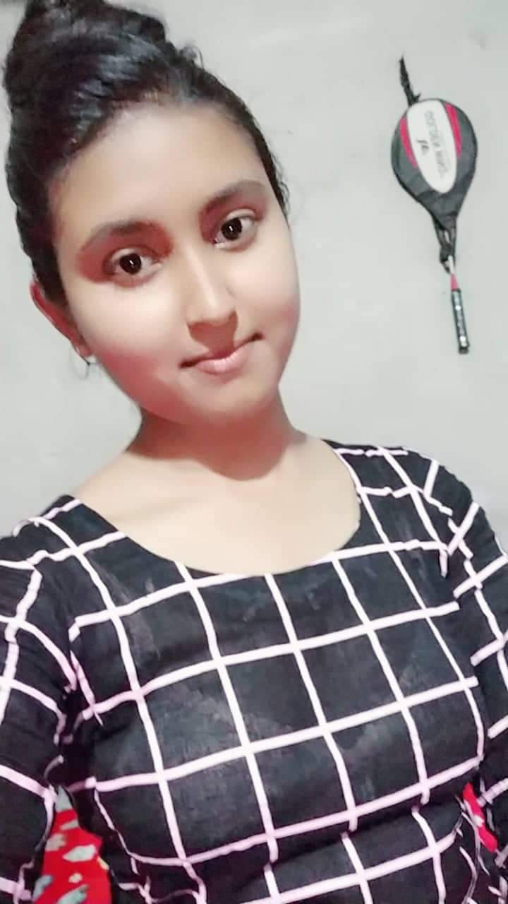 Sexy figure callage girl