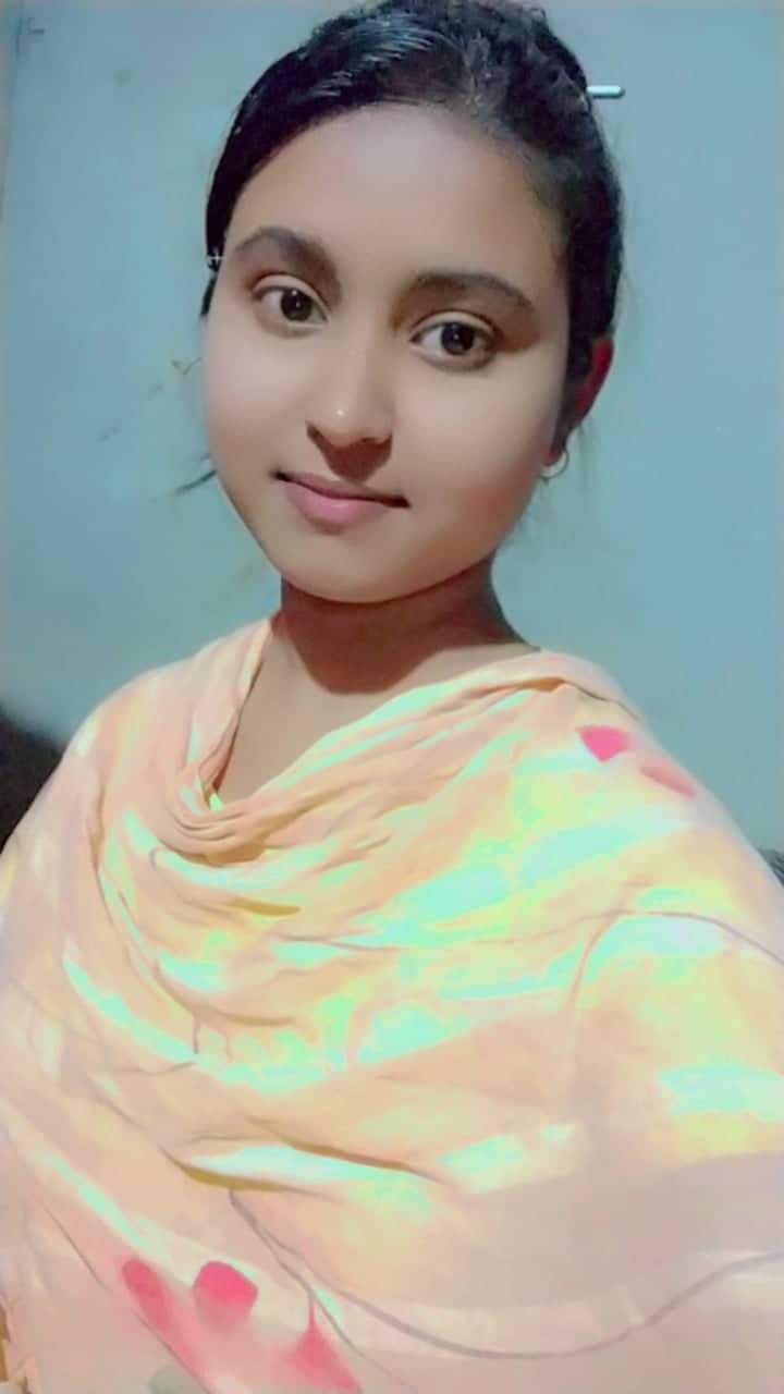 Sexy figure callage girl