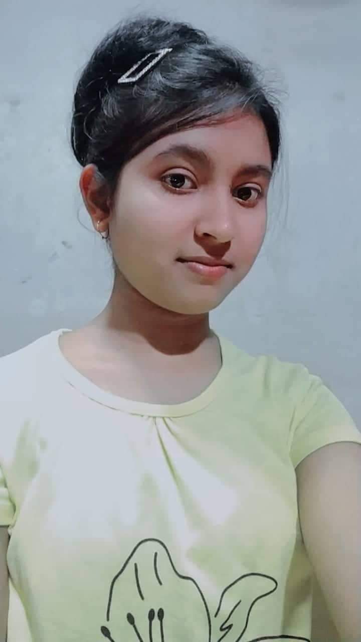 Sexy figure callage girl