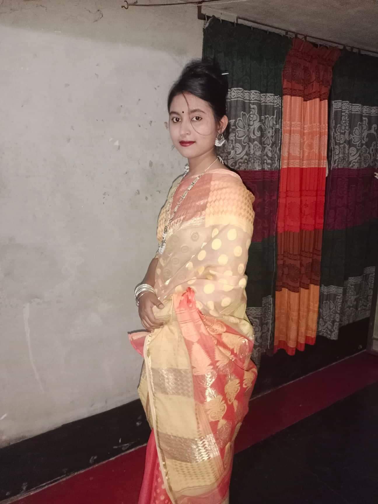 Sexy figure callage girl