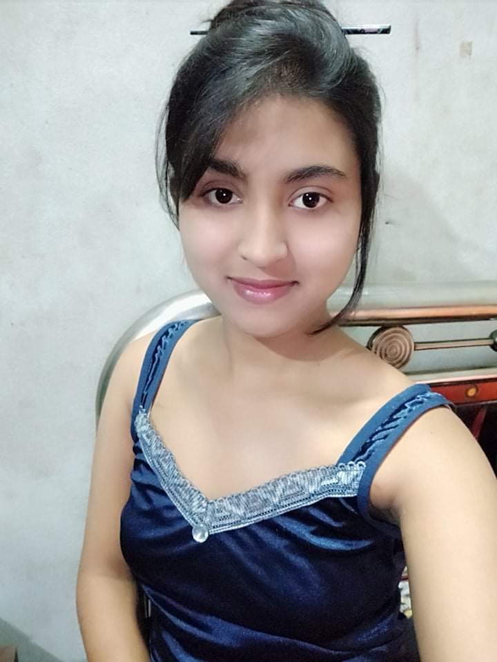 Sexy figure callage girl