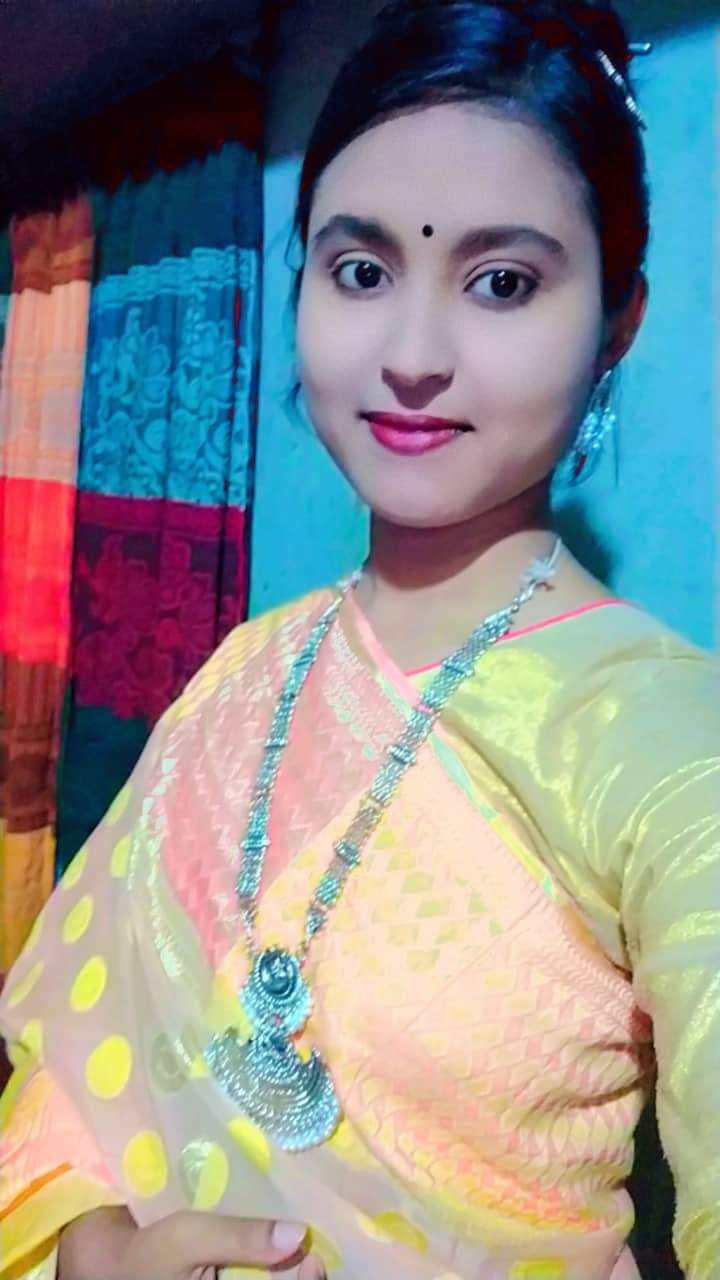 Sexy figure callage girl