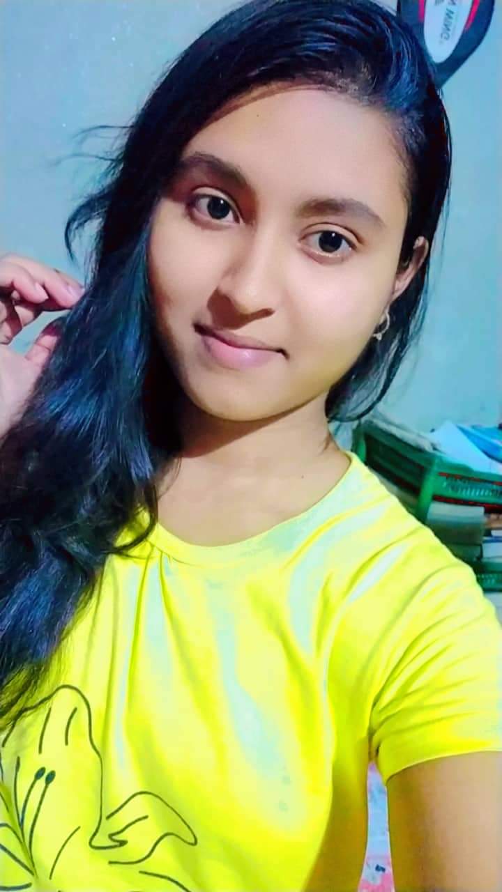 Sexy figure callage girl