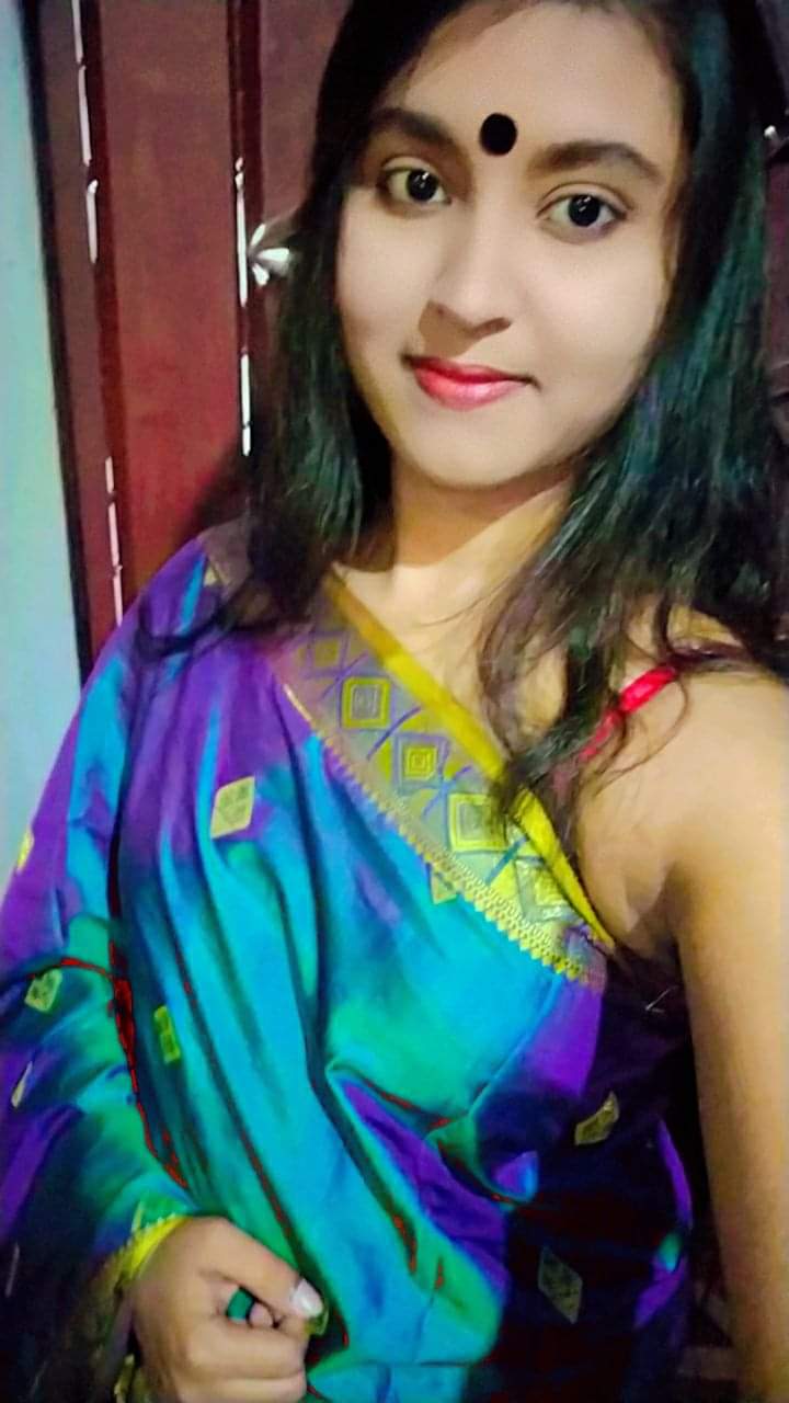 Sexy figure callage girl