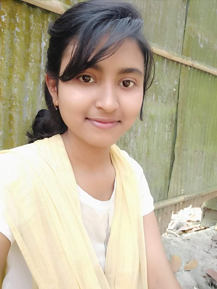 Sexy figure callage girl