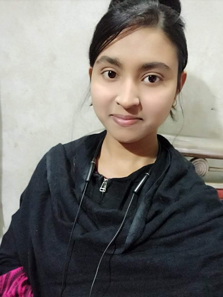 Sexy figure callage girl