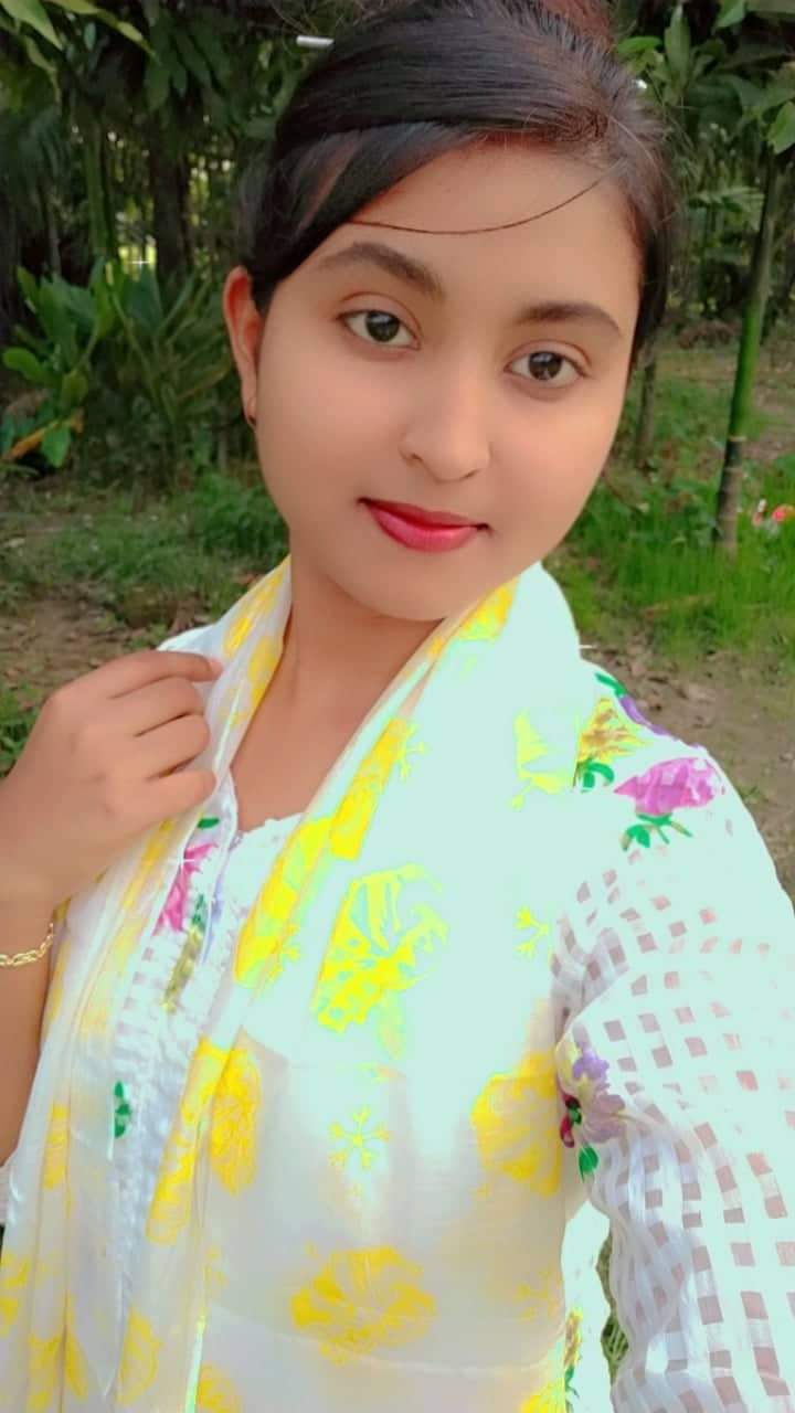 Sexy figure callage girl