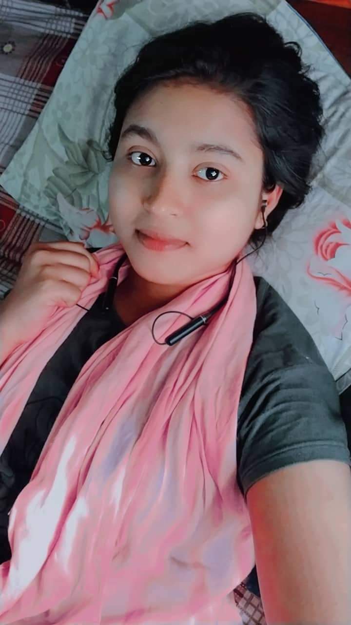 Sexy figure callage girl