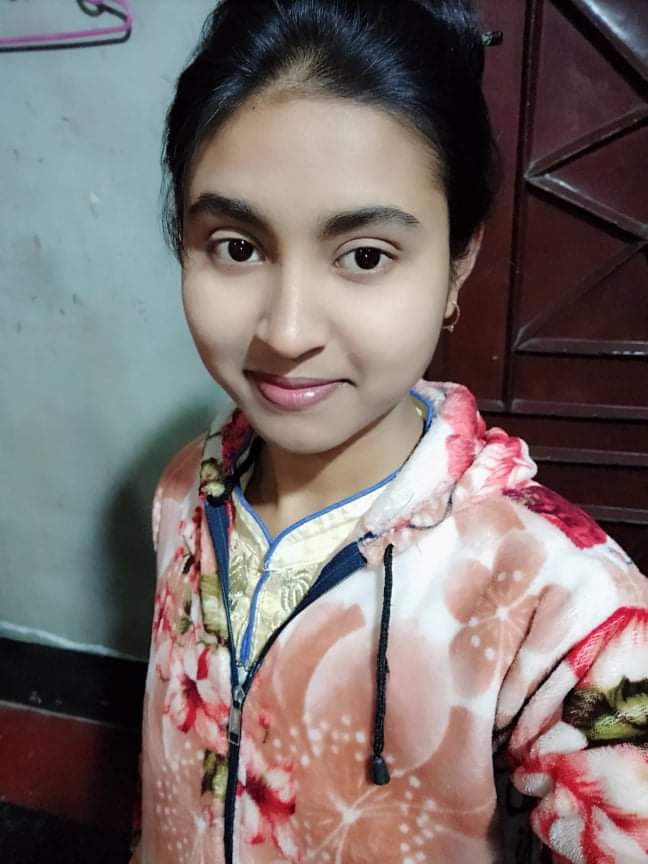 Sexy figure callage girl