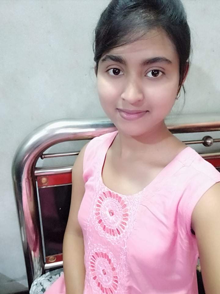 Sexy figure callage girl