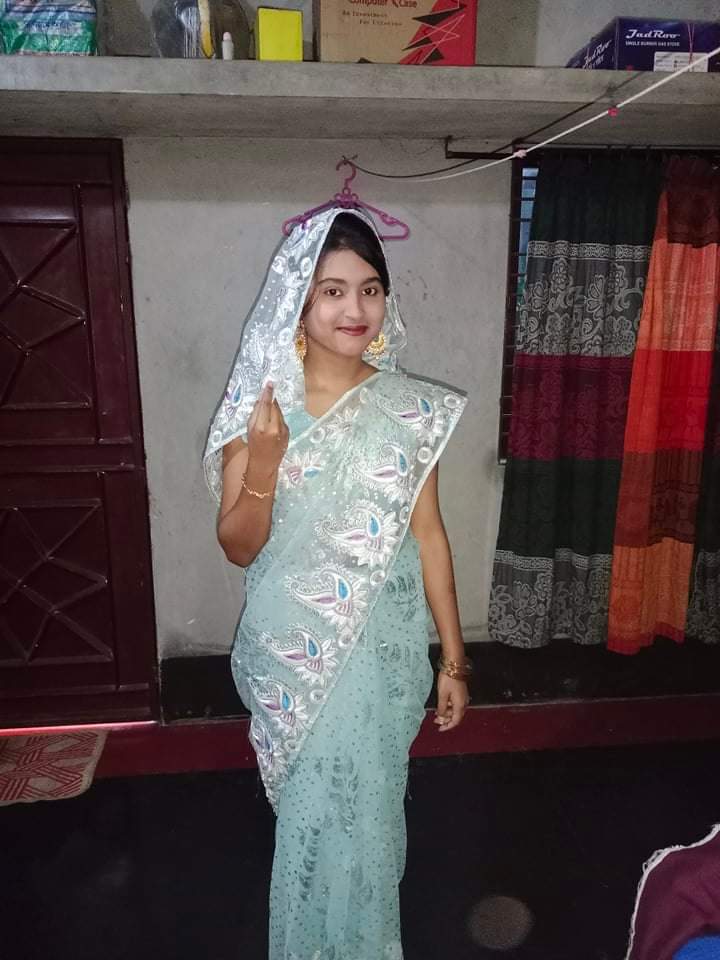 Sexy figure callage girl