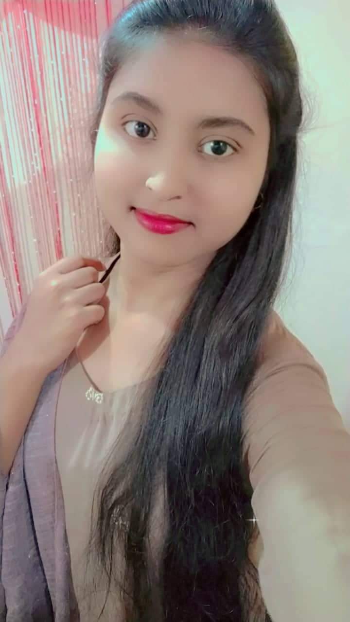 Sexy figure callage girl