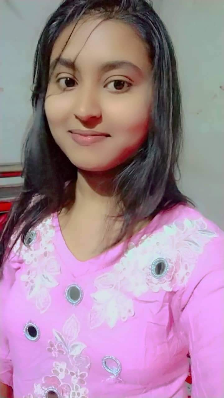 Sexy figure callage girl