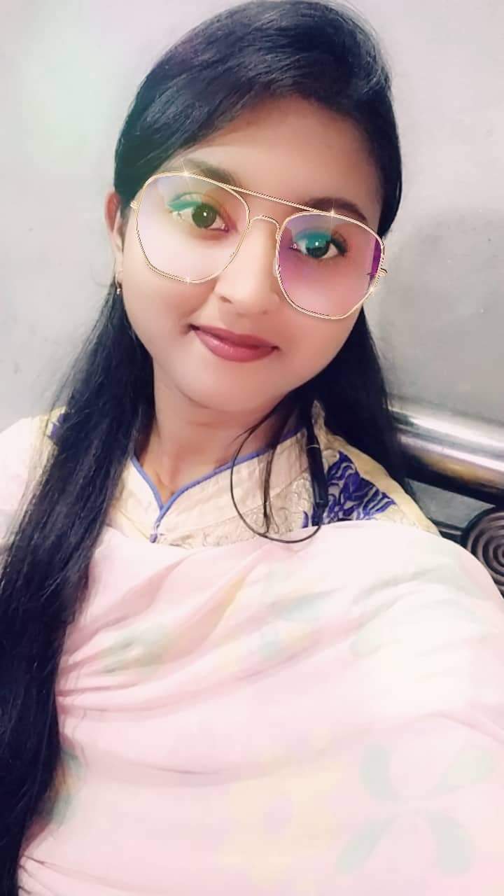 Sexy figure callage girl