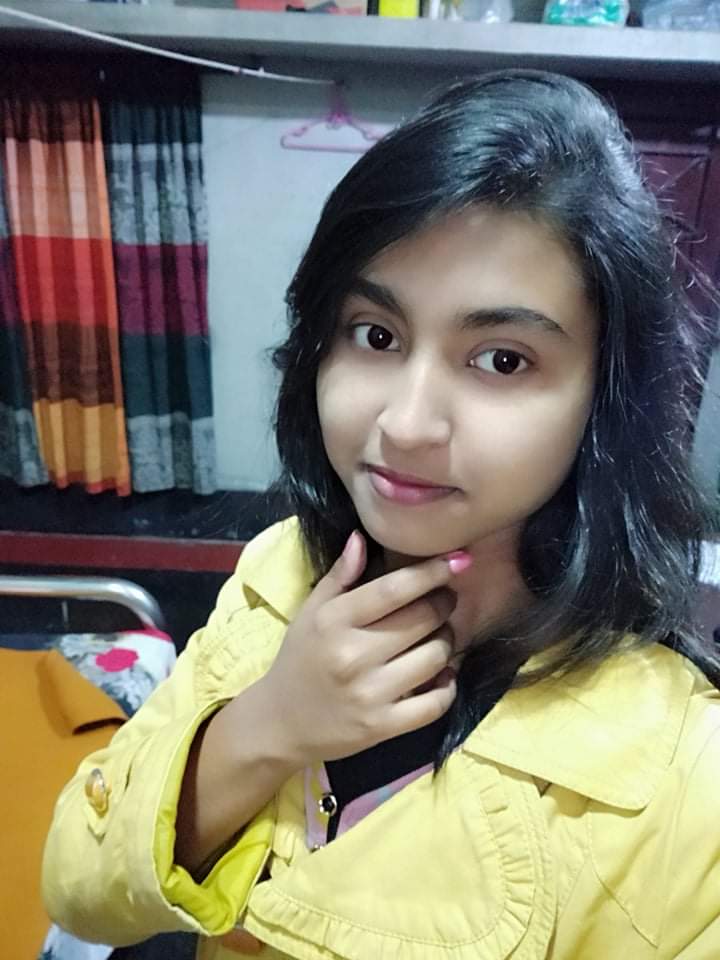 Sexy figure callage girl