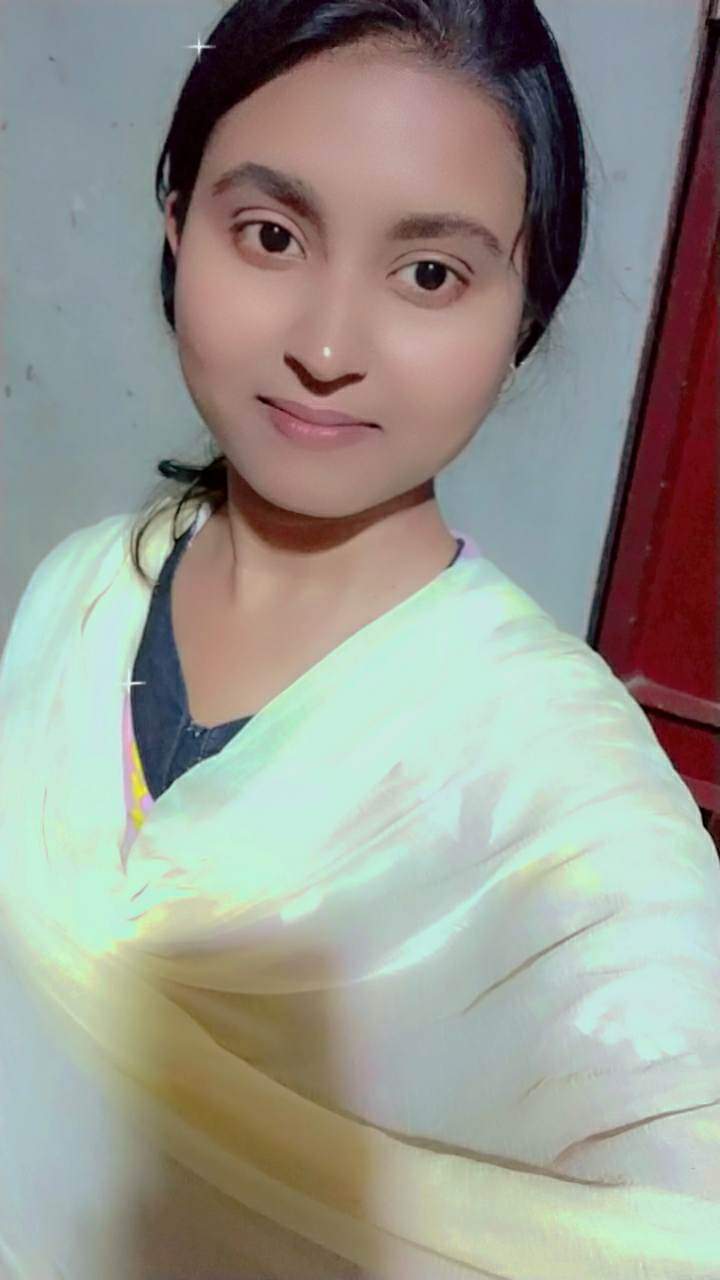 Sexy figure callage girl