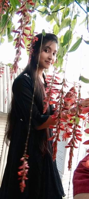 Sexy figure callage girl