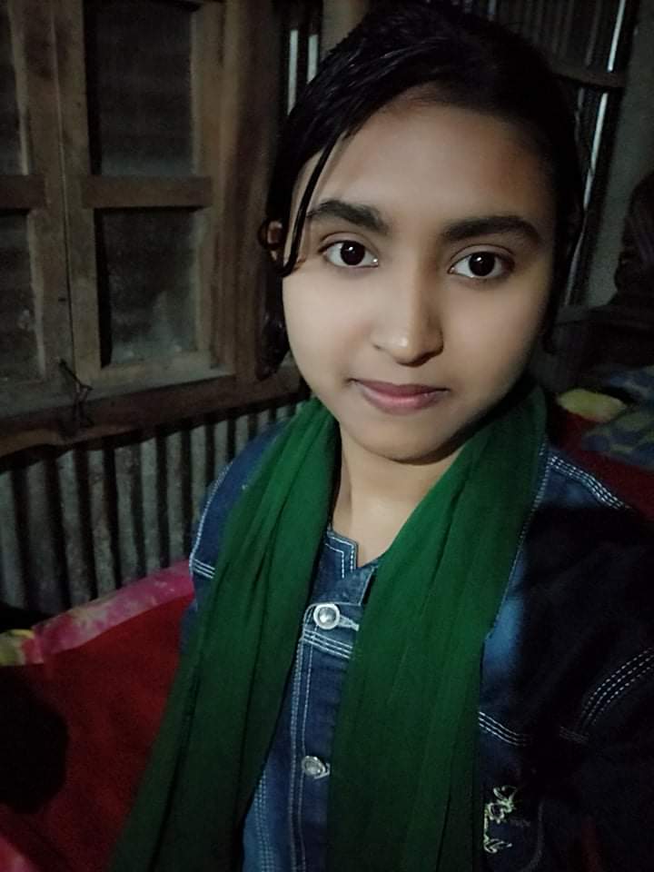 Sexy figure callage girl