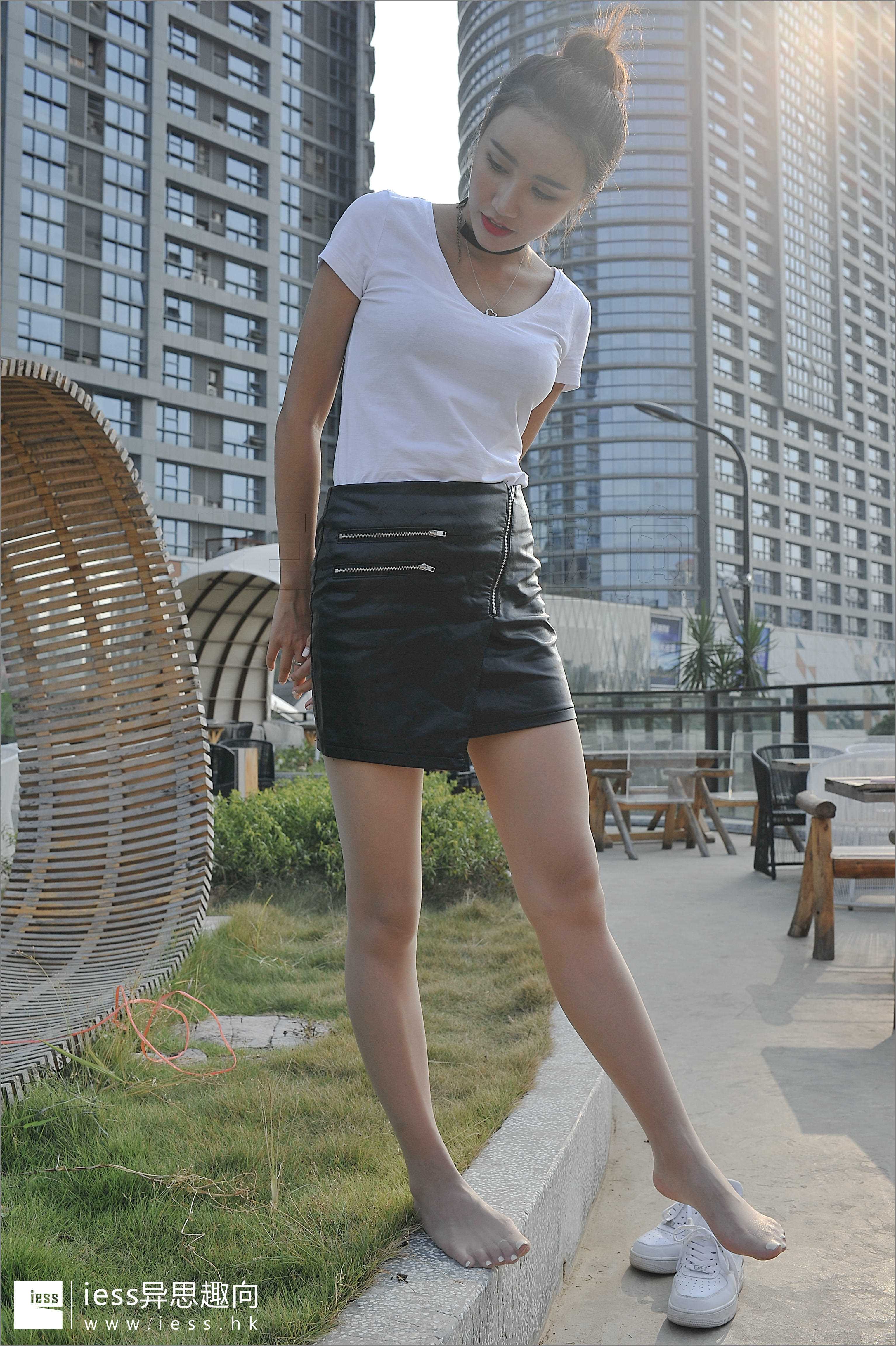 China Beauty Legs and feet 228