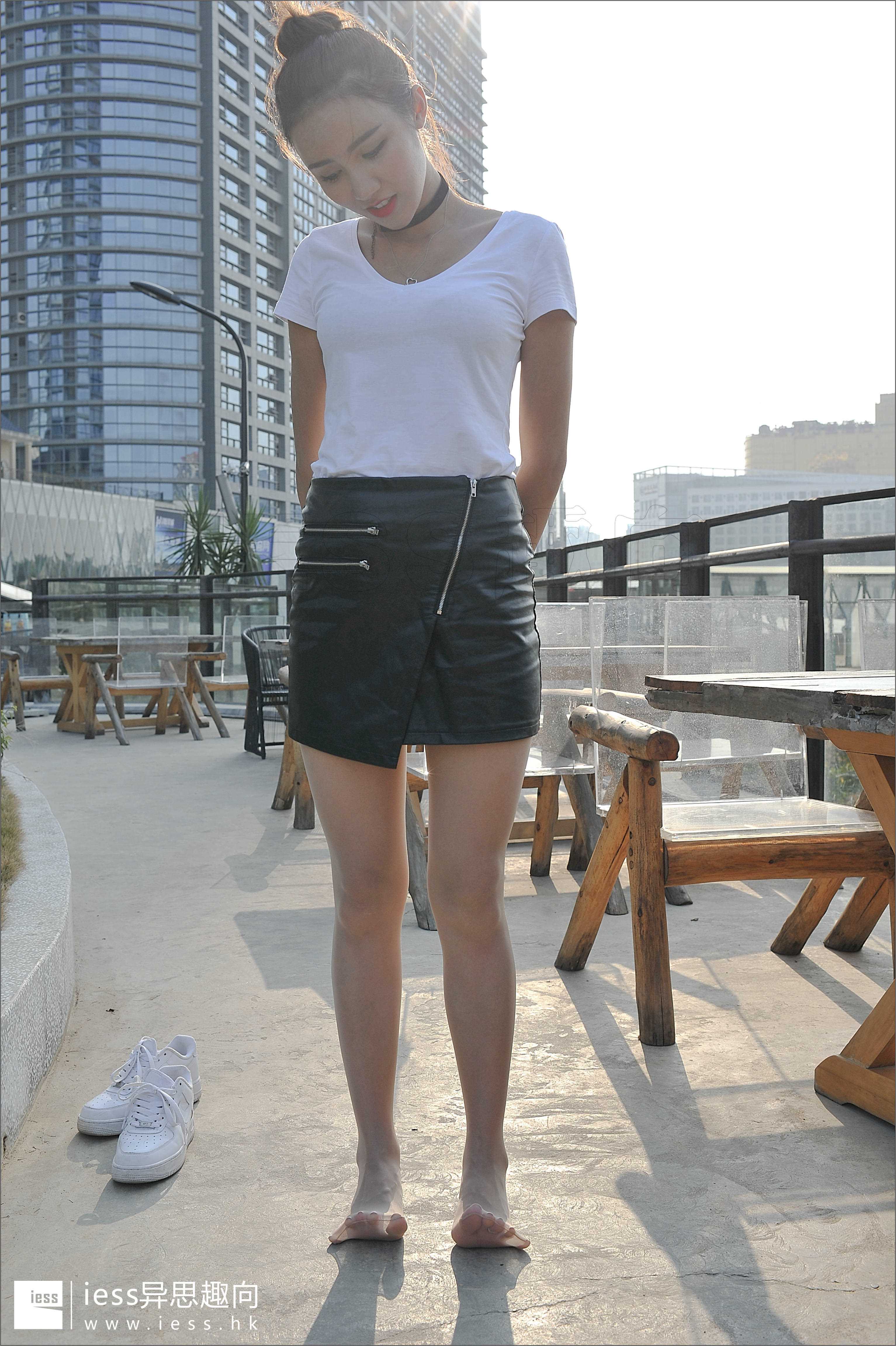 China Beauty Legs and feet 228