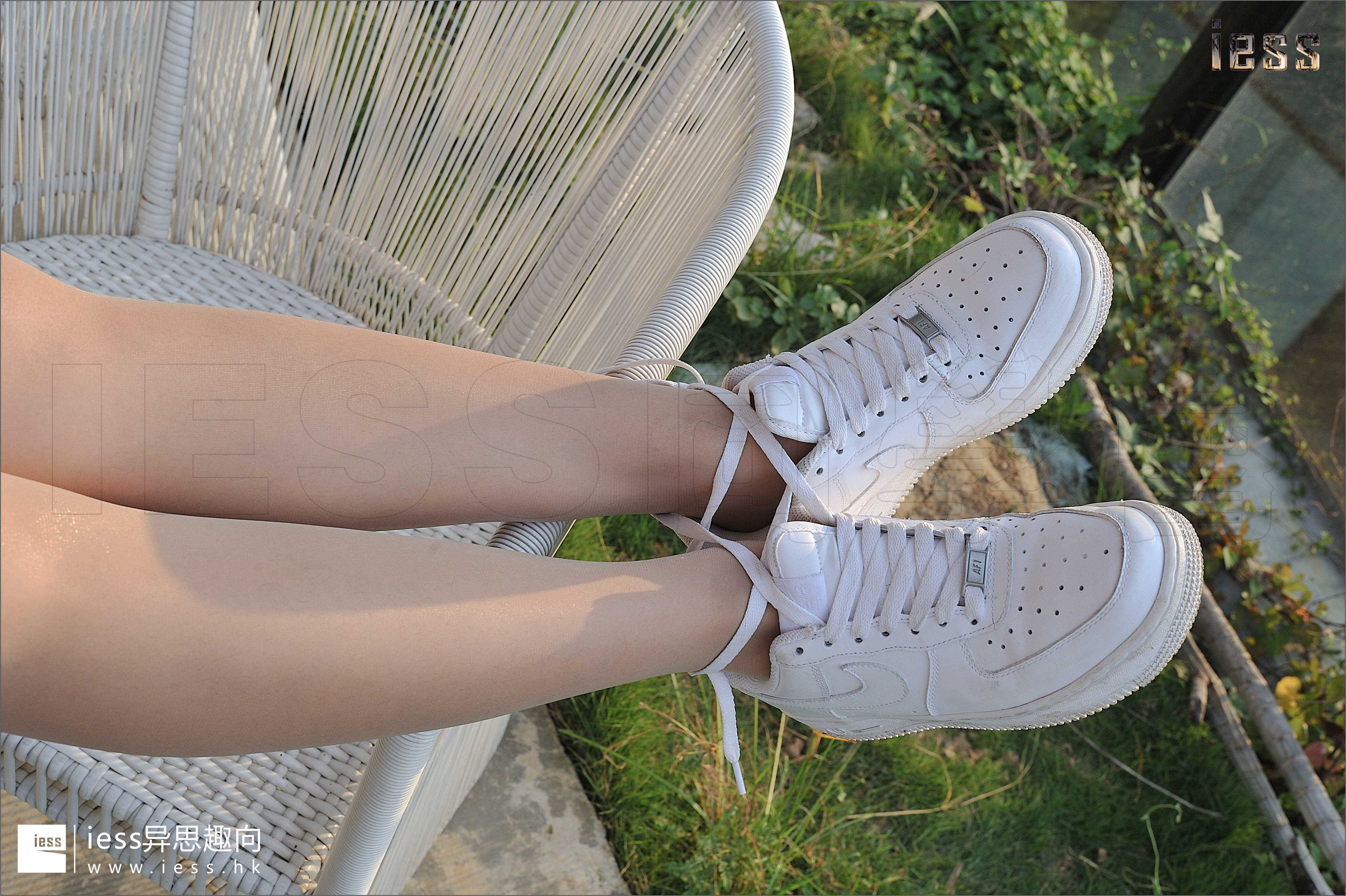 China Beauty Legs and feet 228