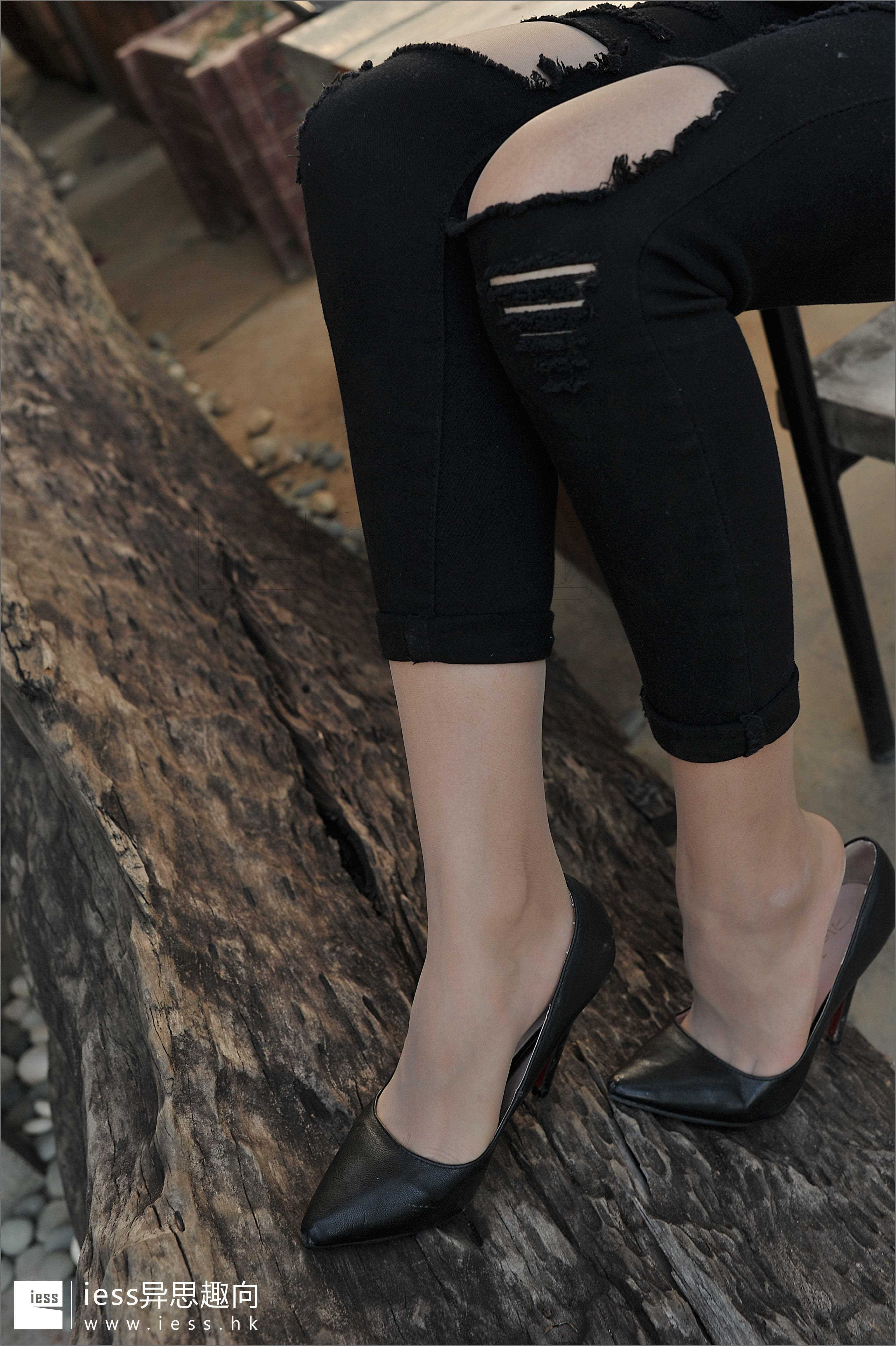 China Beauty Legs and feet 228