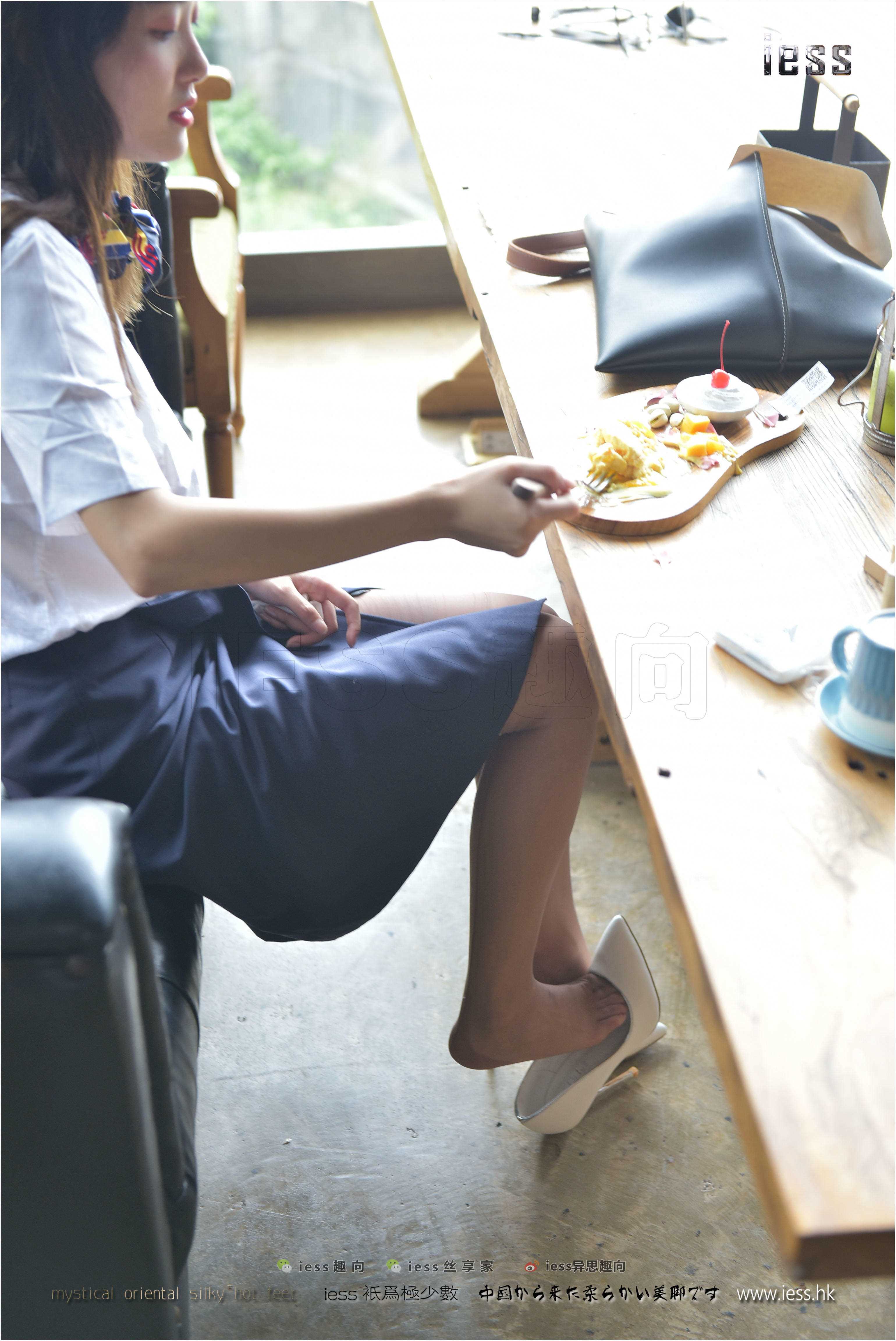 China Beauty Legs and feet 237