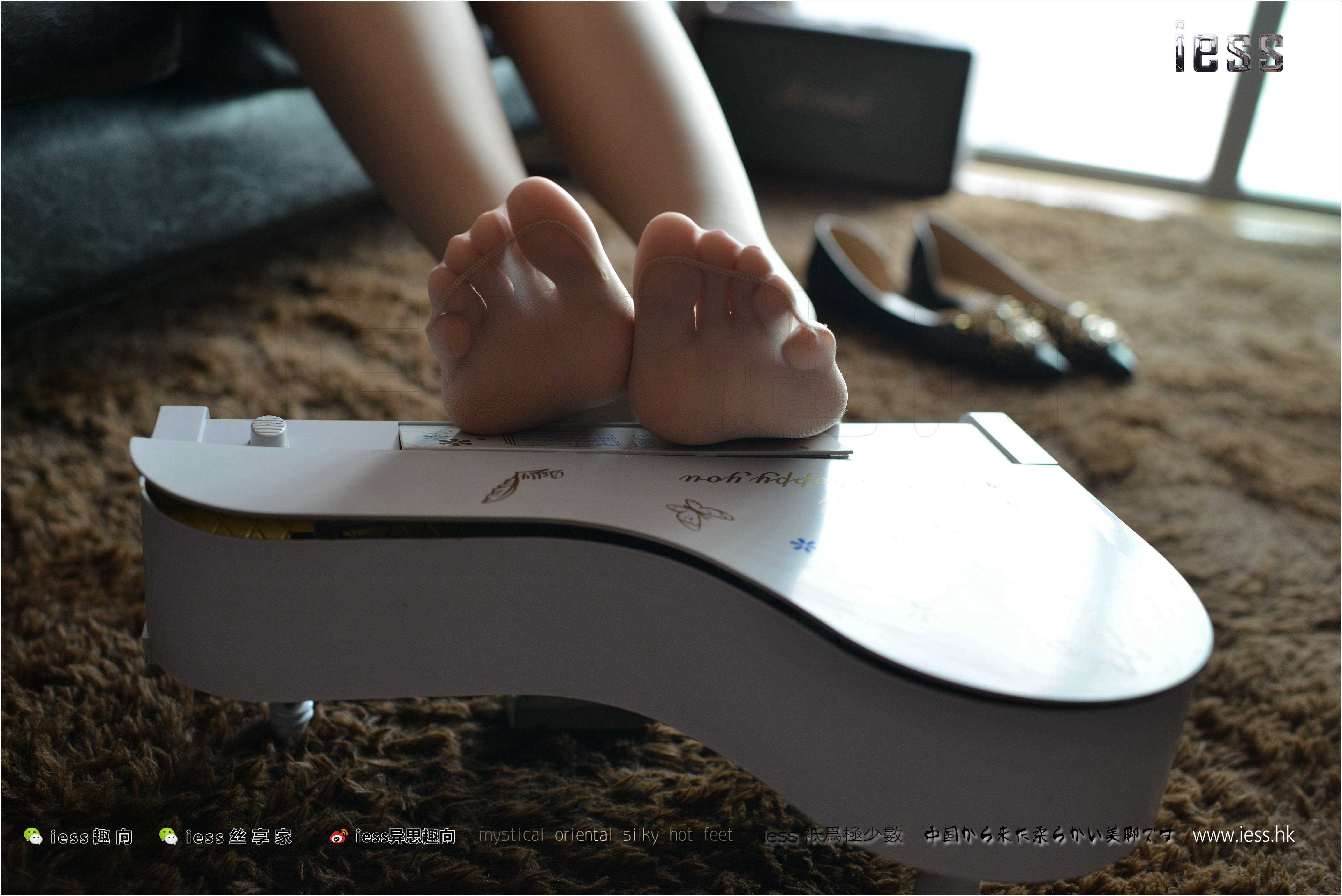 China Beauty Legs and feet 239