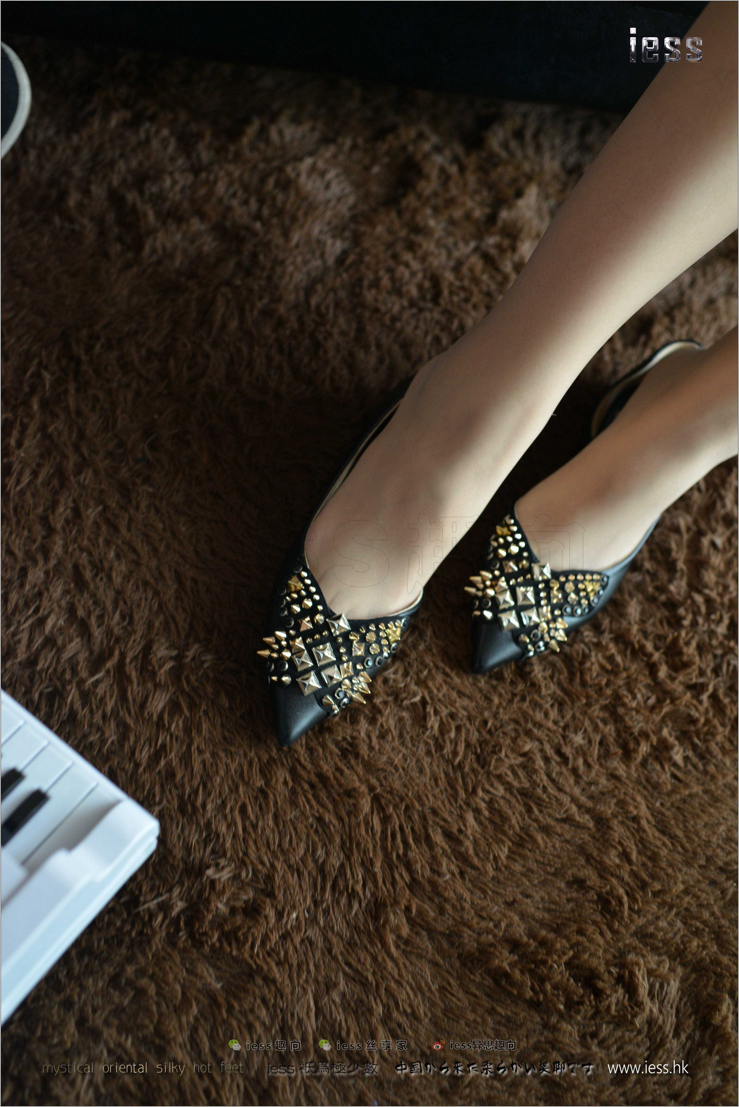 China Beauty Legs and feet 239