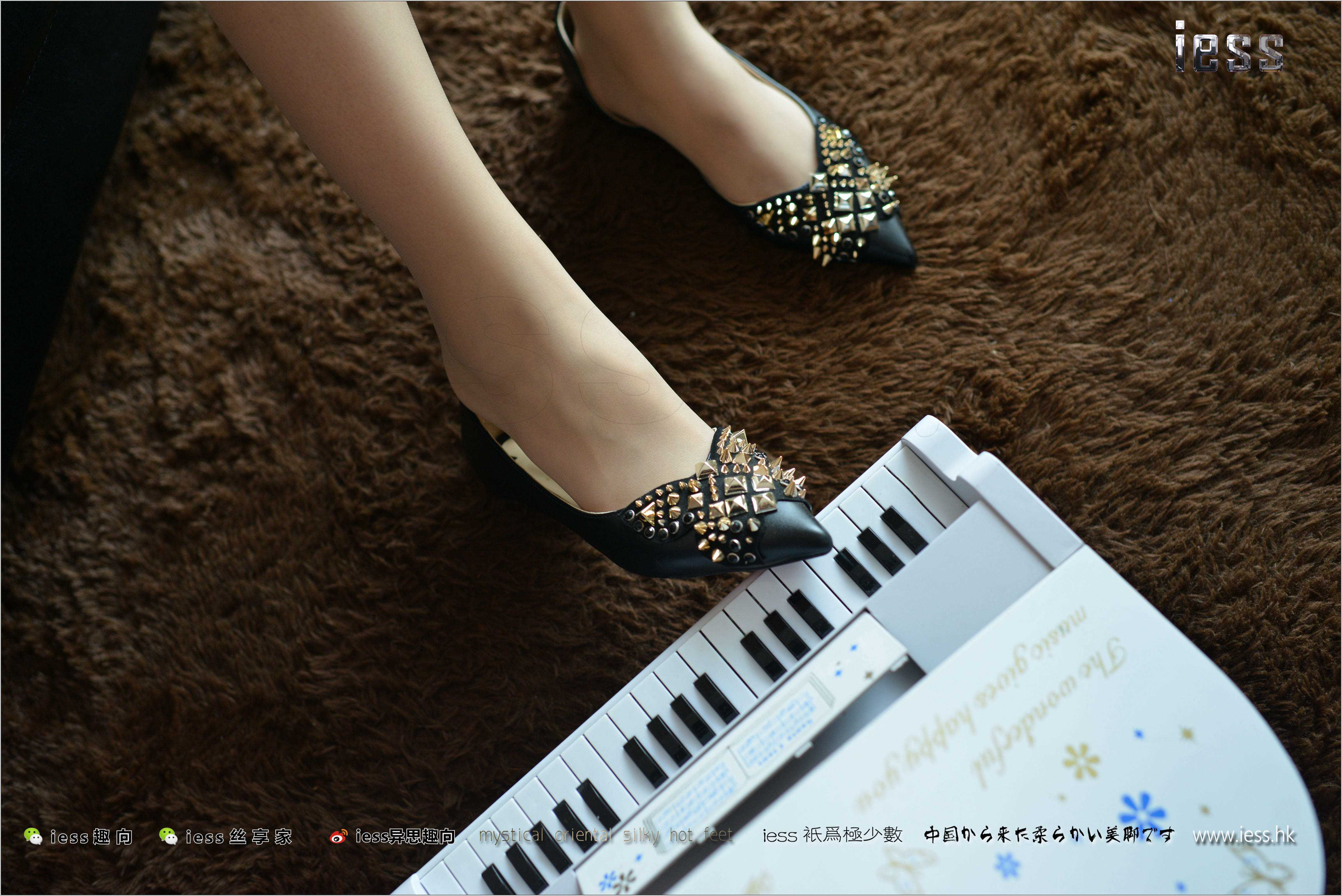 China Beauty Legs and feet 239