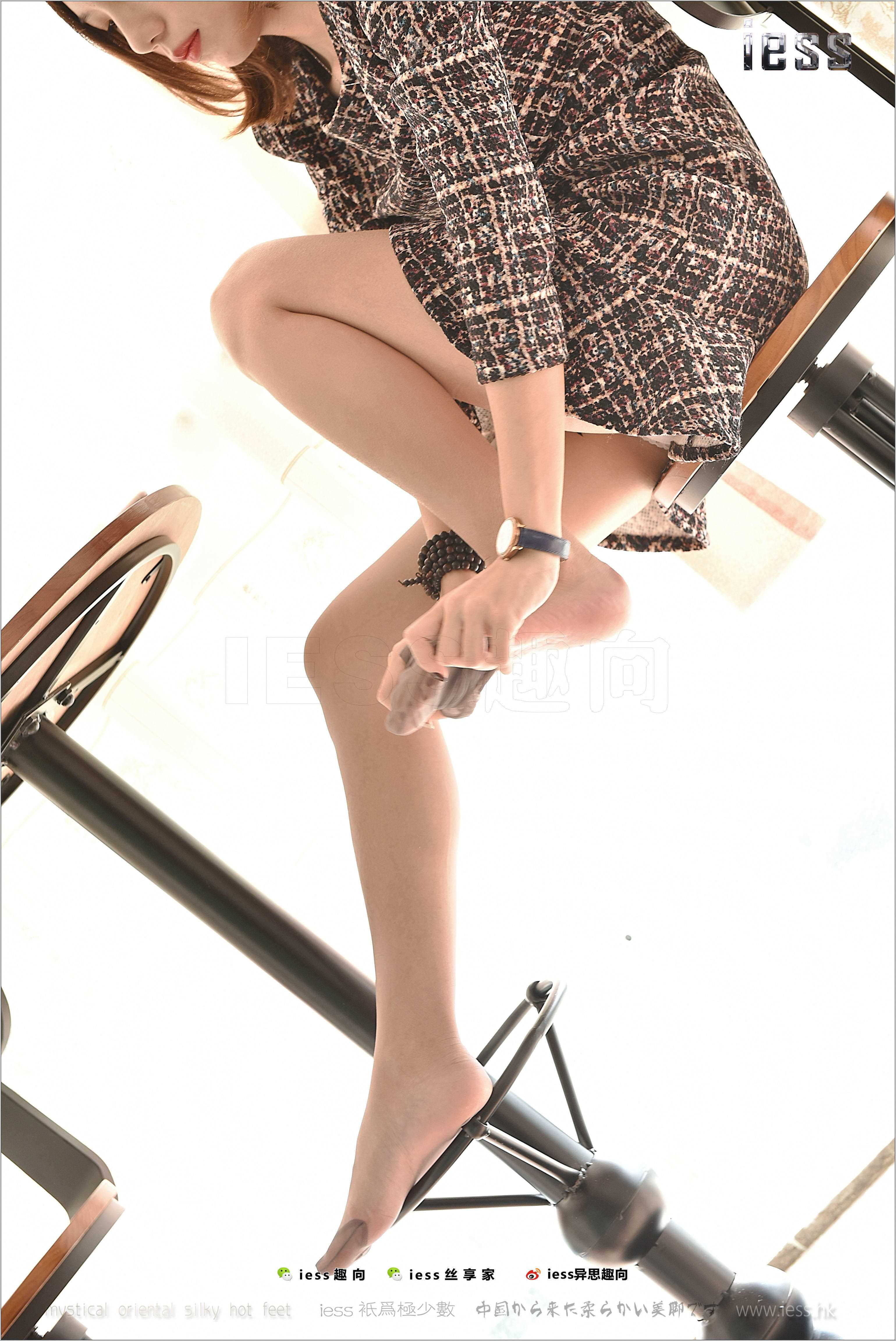 China Beauty Legs and feet 243