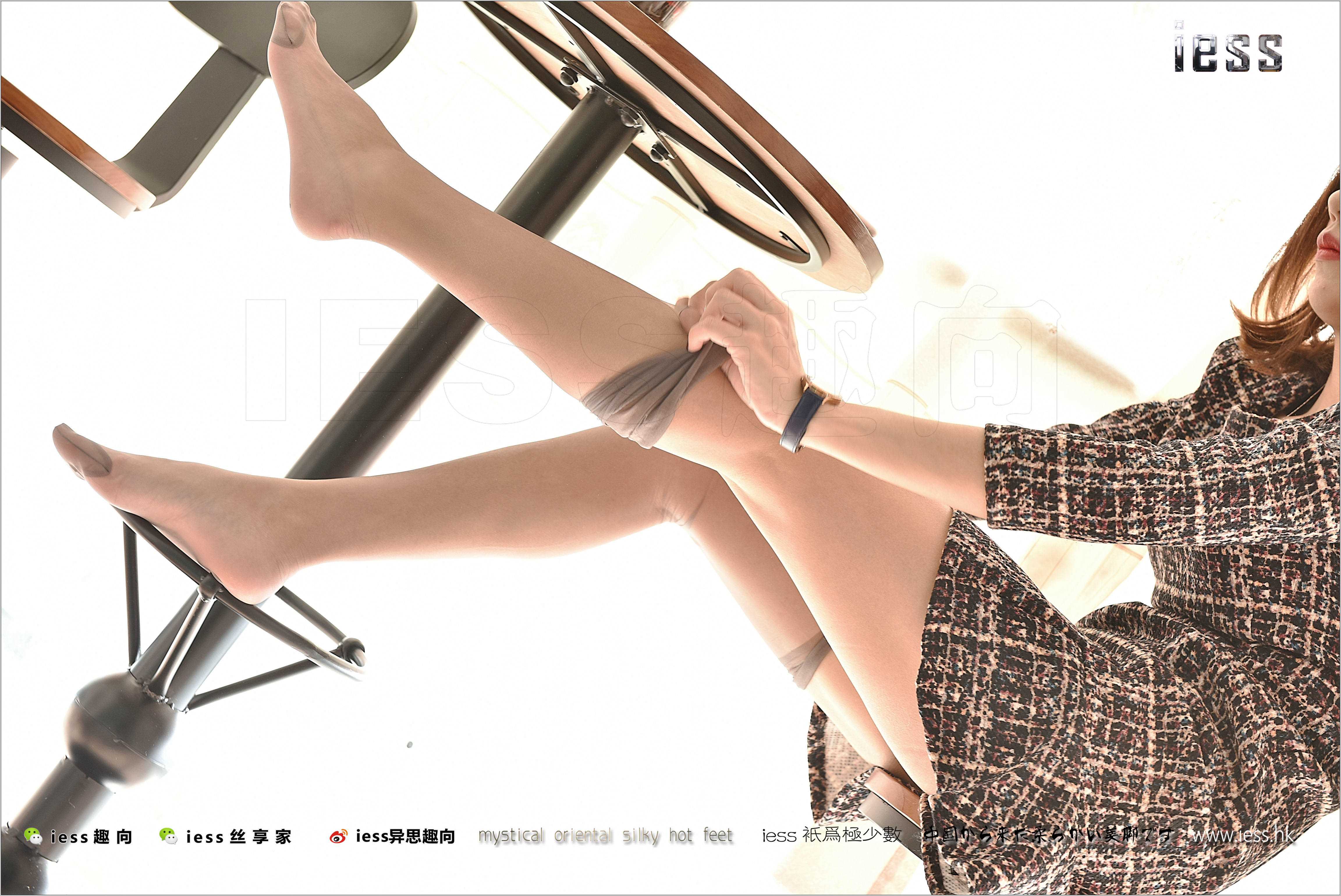China Beauty Legs and feet 243