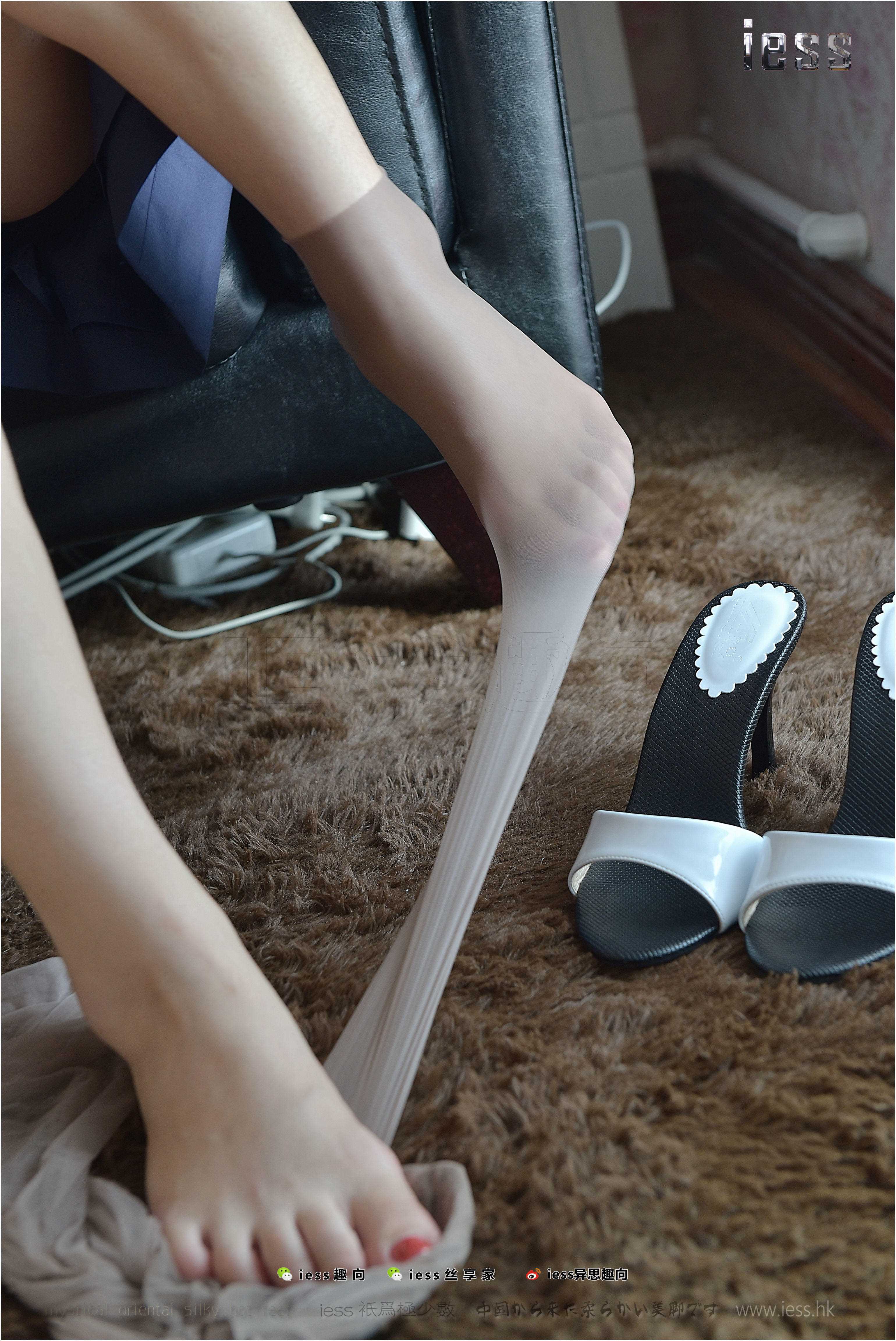 China Beauty Legs and feet 247