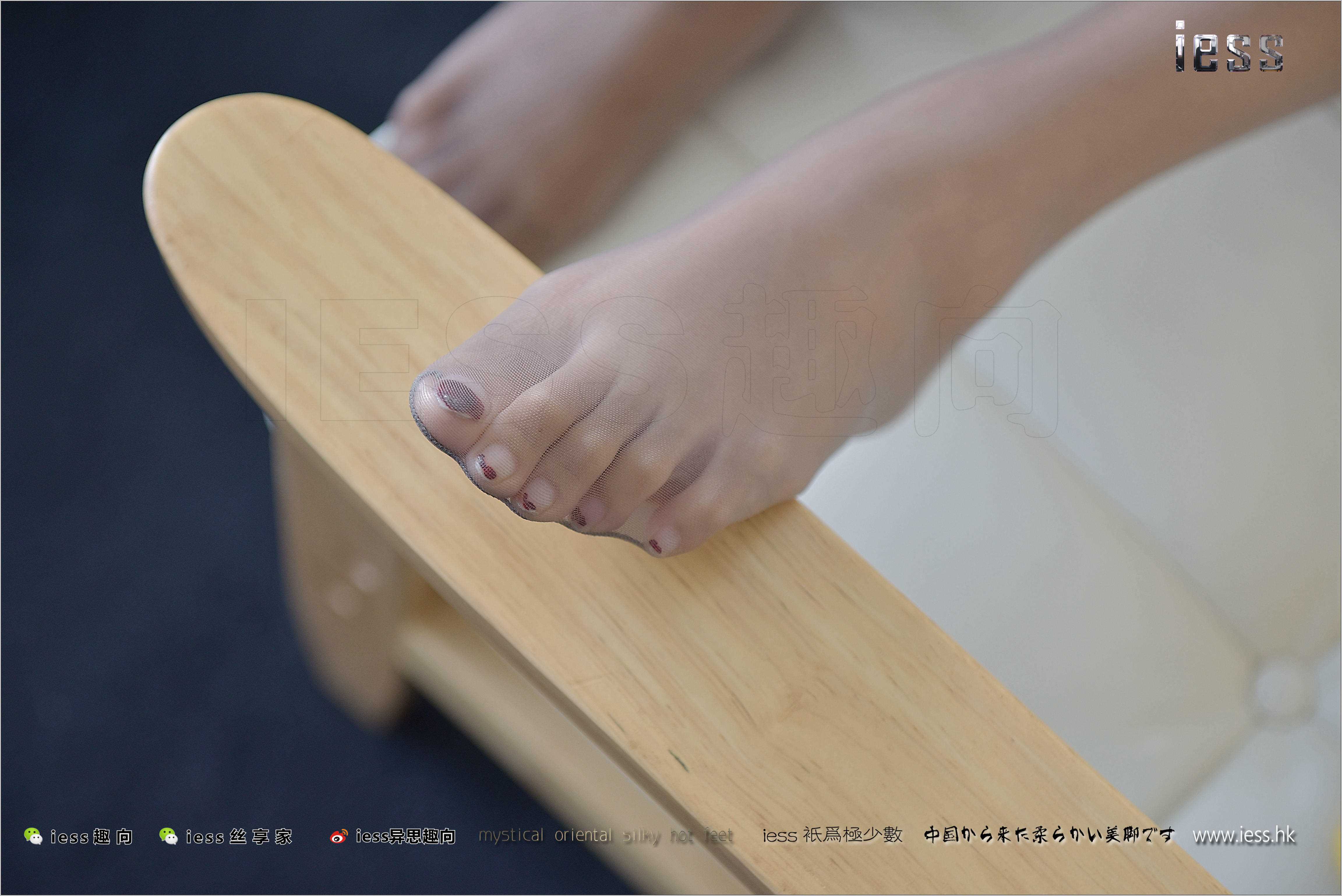 China Beauty Legs and feet 250